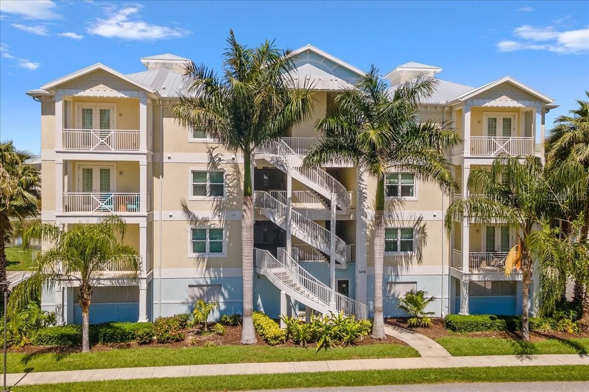 Condominium at 3418 79TH STREET CIR W #303, BRADENTON, photo 8 of 90