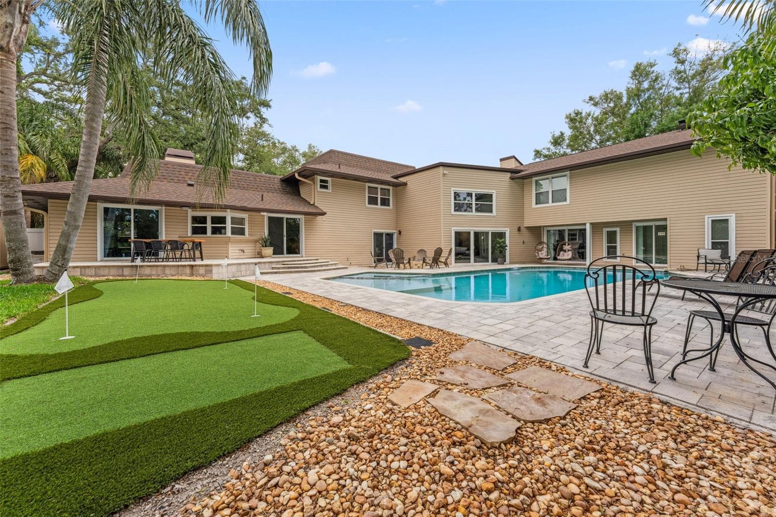 Single Family Residence at 1584 OAK LANE, CLEARWATER, photo 6 of 67