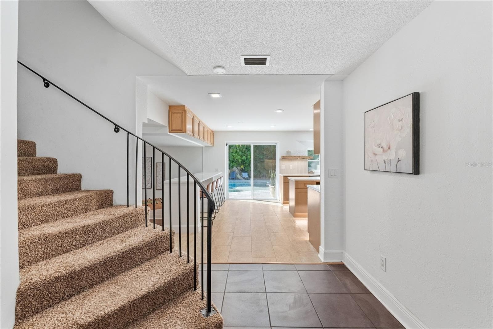 Single Family Residence at 1584 OAK LANE, CLEARWATER, photo 8 of 67