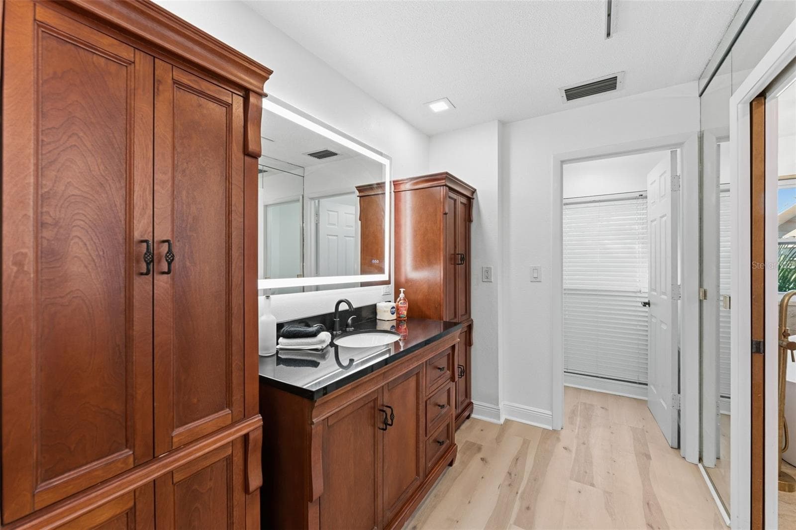 Single Family Residence at 1584 OAK LANE, CLEARWATER, photo 25 of 67