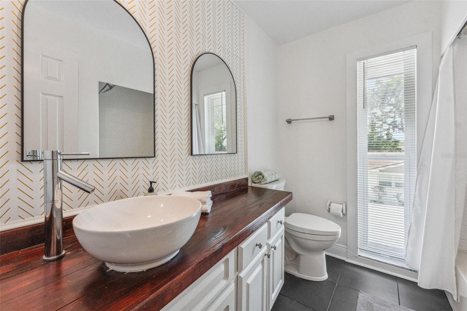 Single Family Residence at 1584 OAK LANE, CLEARWATER, photo 52 of 67