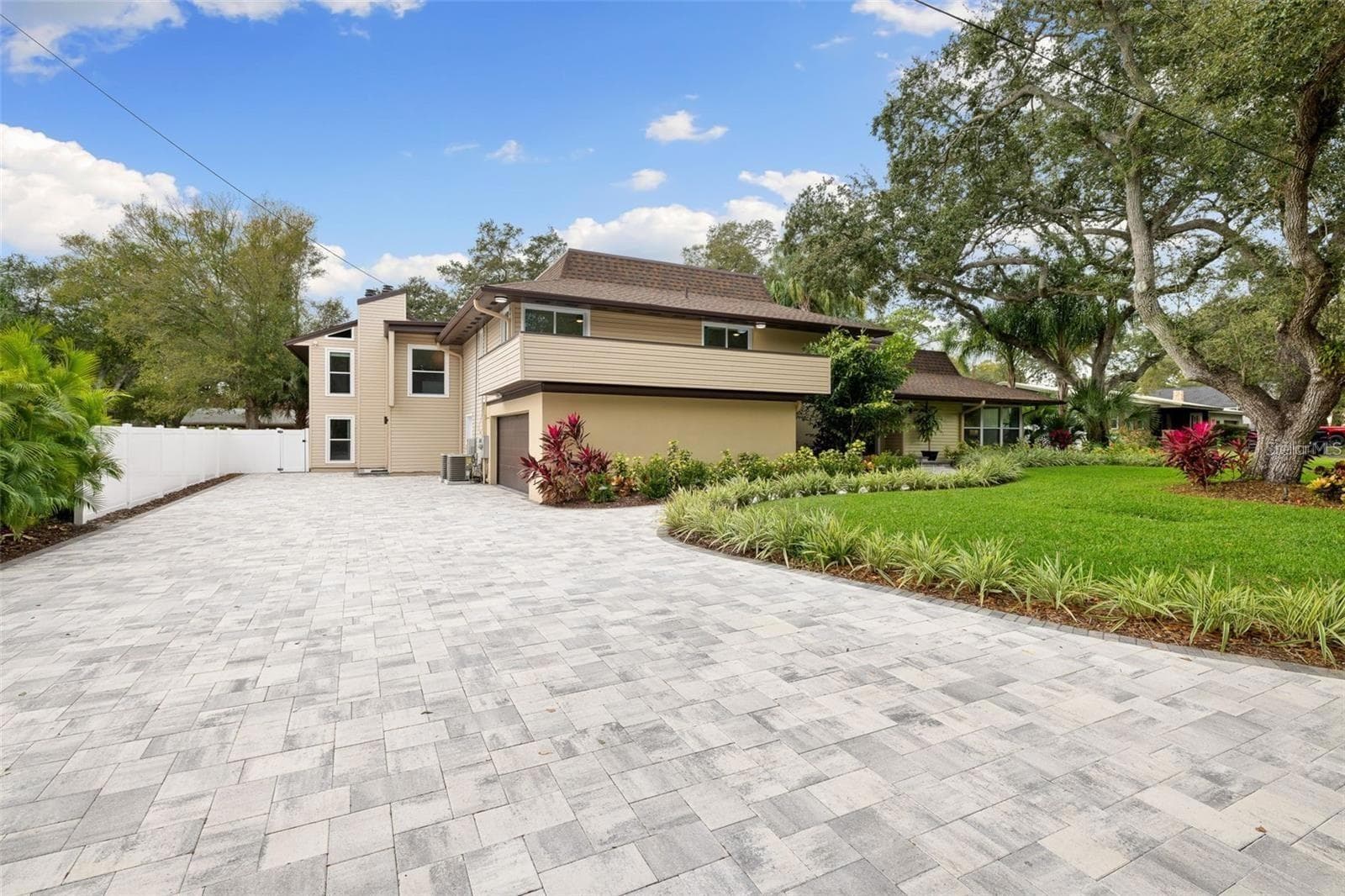 Single Family Residence at 1584 OAK LANE, CLEARWATER, photo 62 of 67