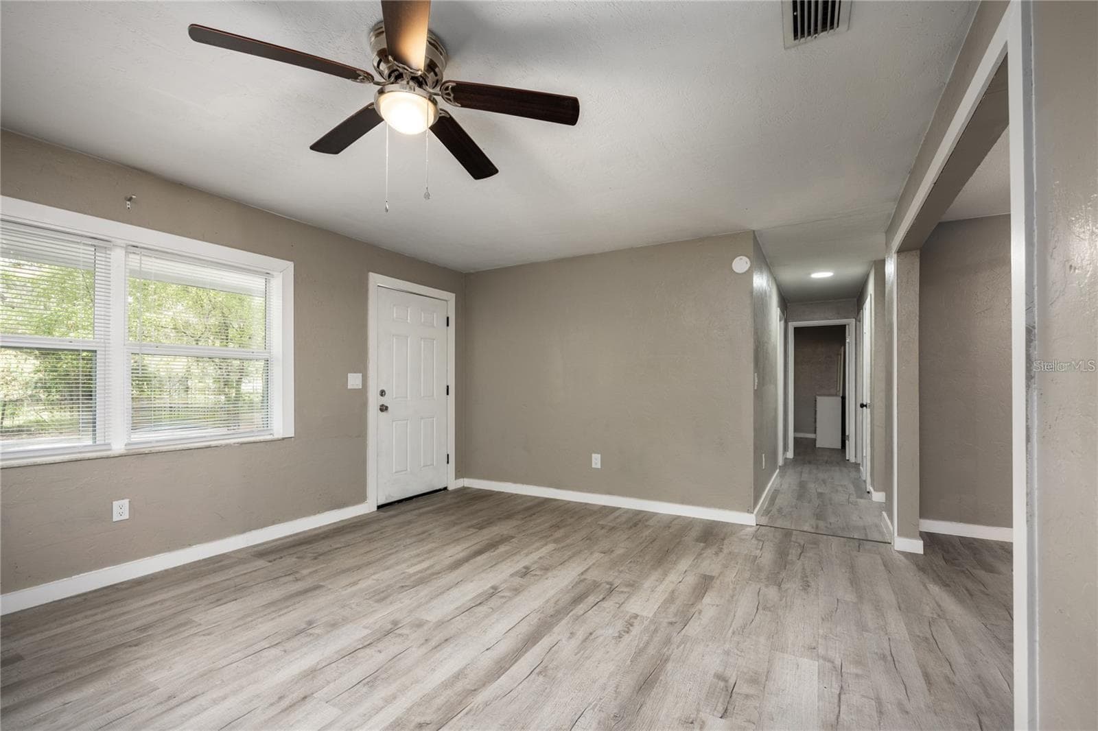 Single Family Residence at 14637 NE 145TH AVE, WALDO, photo 11 of 37