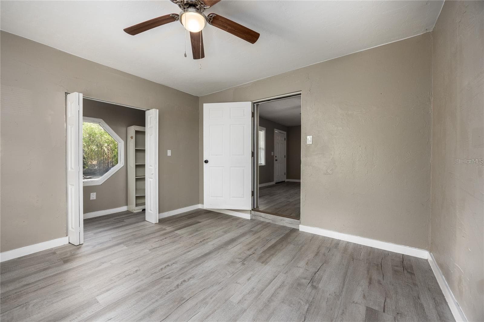 Single Family Residence at 14637 NE 145TH AVE, WALDO, photo 14 of 37