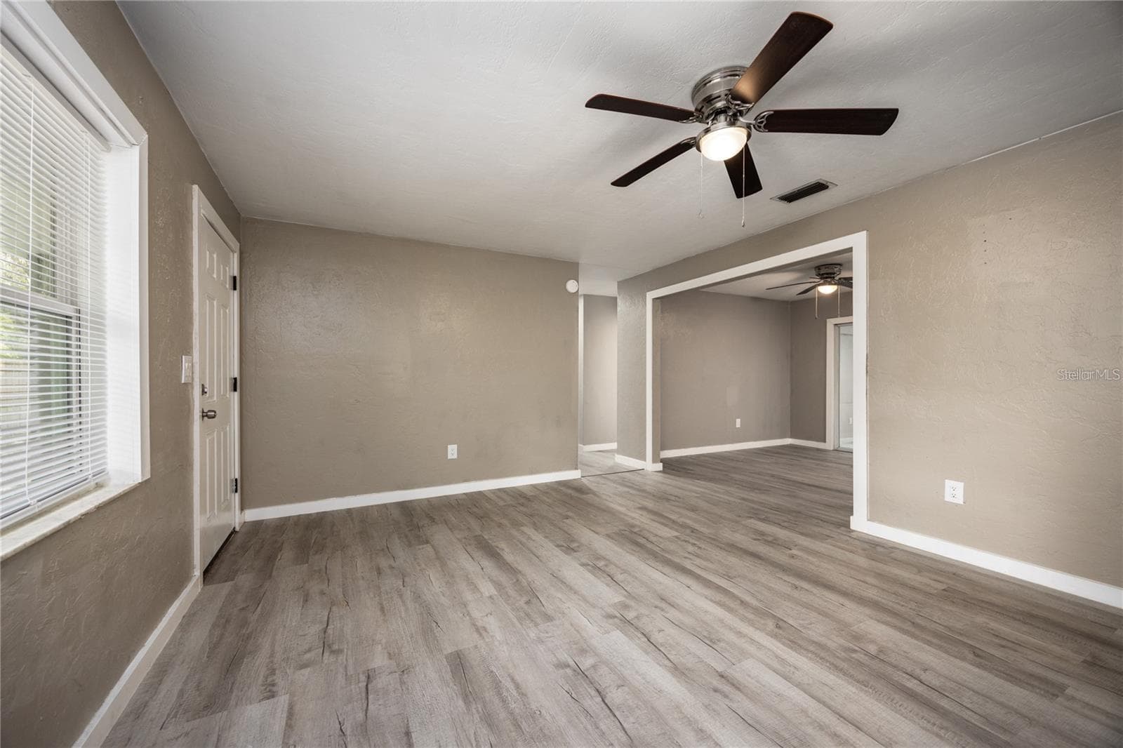 Single Family Residence at 14637 NE 145TH AVE, WALDO, photo 16 of 37