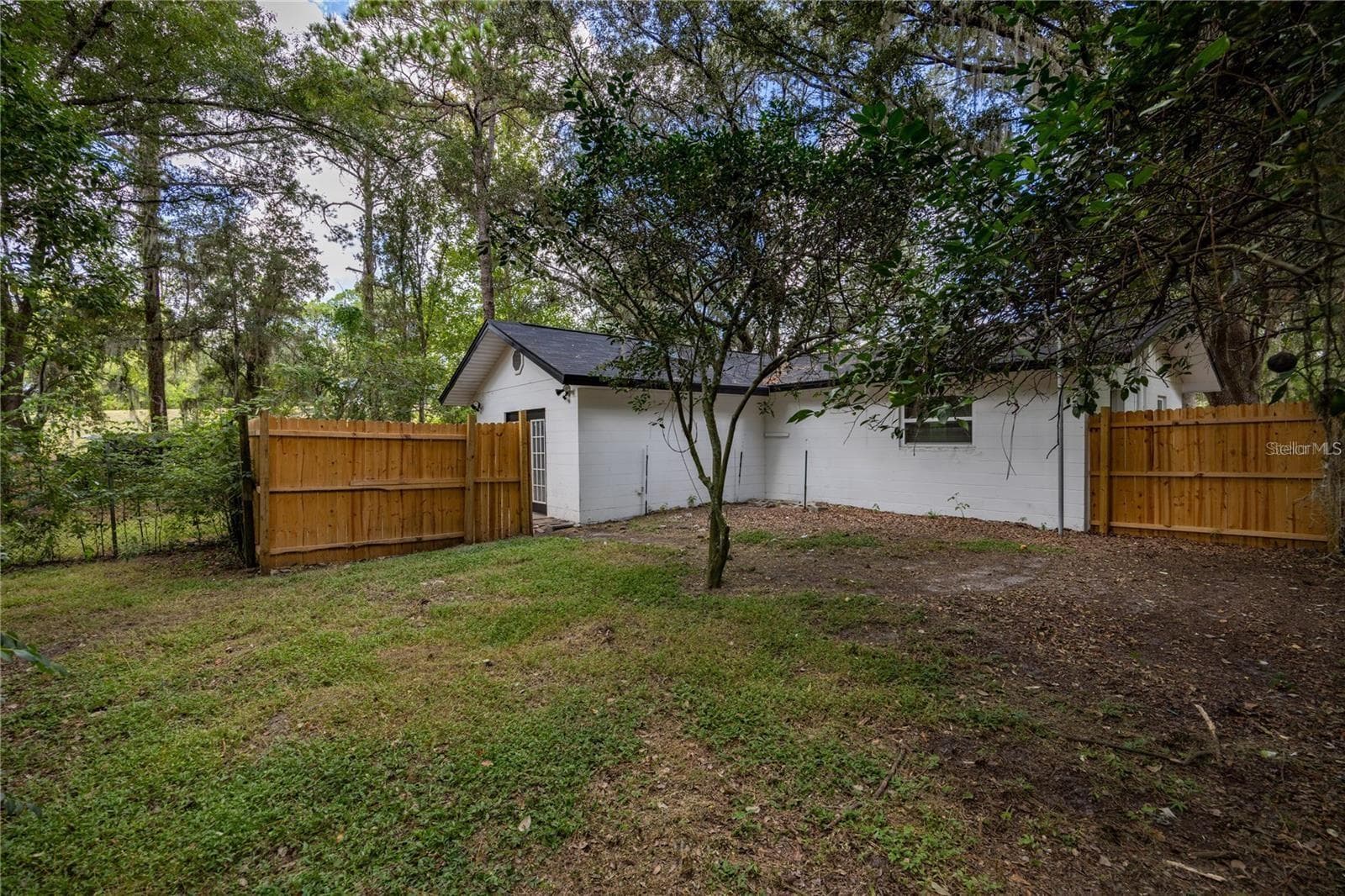 Single Family Residence at 14637 NE 145TH AVE, WALDO, photo 32 of 37