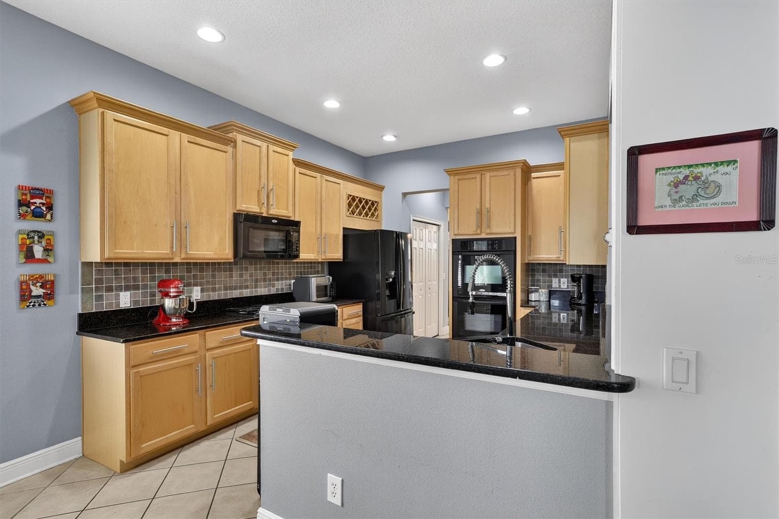 Single Family Residence at 416 MANNS HARBOR DR, APOLLO BEACH, photo 10 of 40