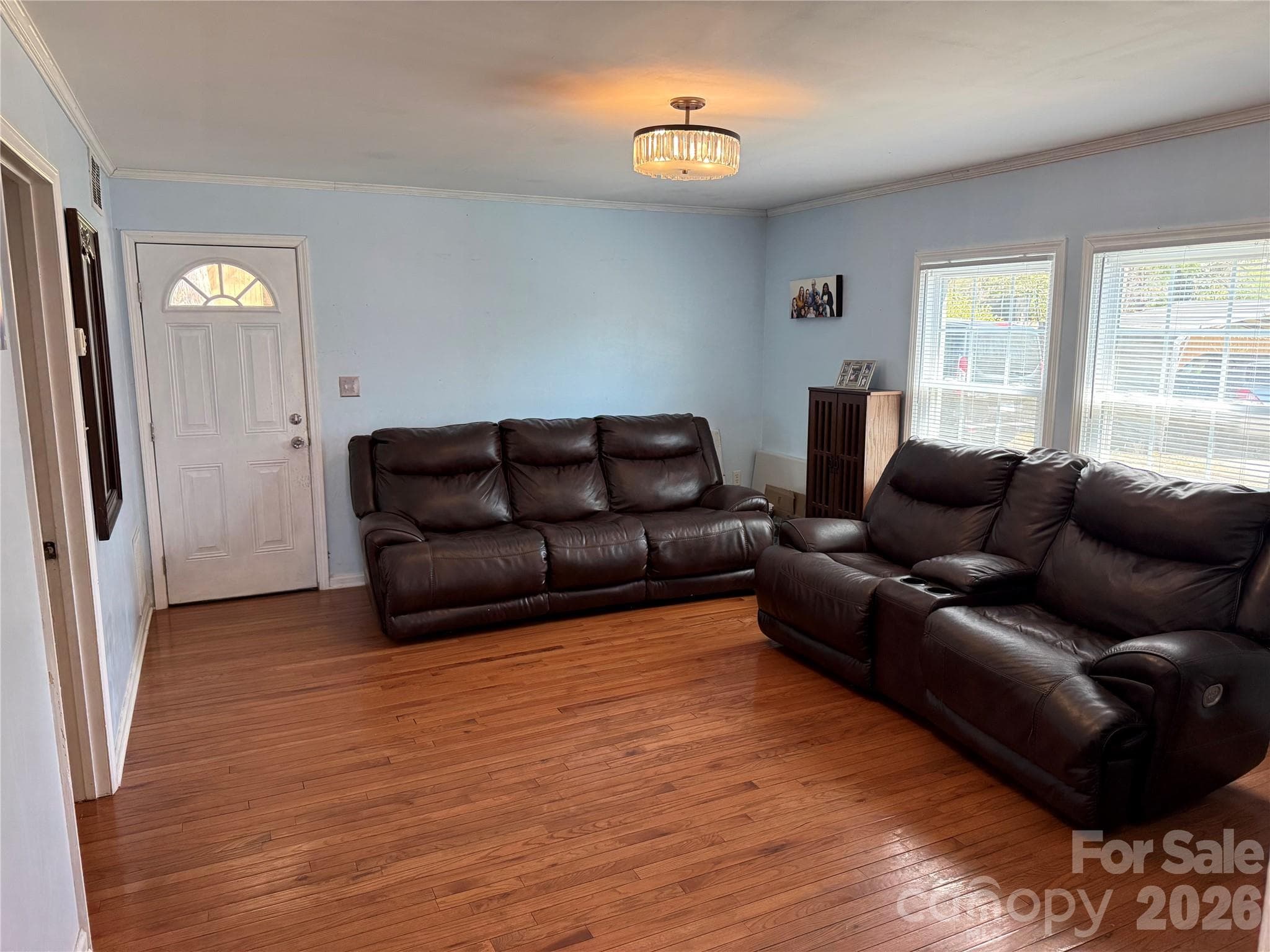 Family Room - Lenoir