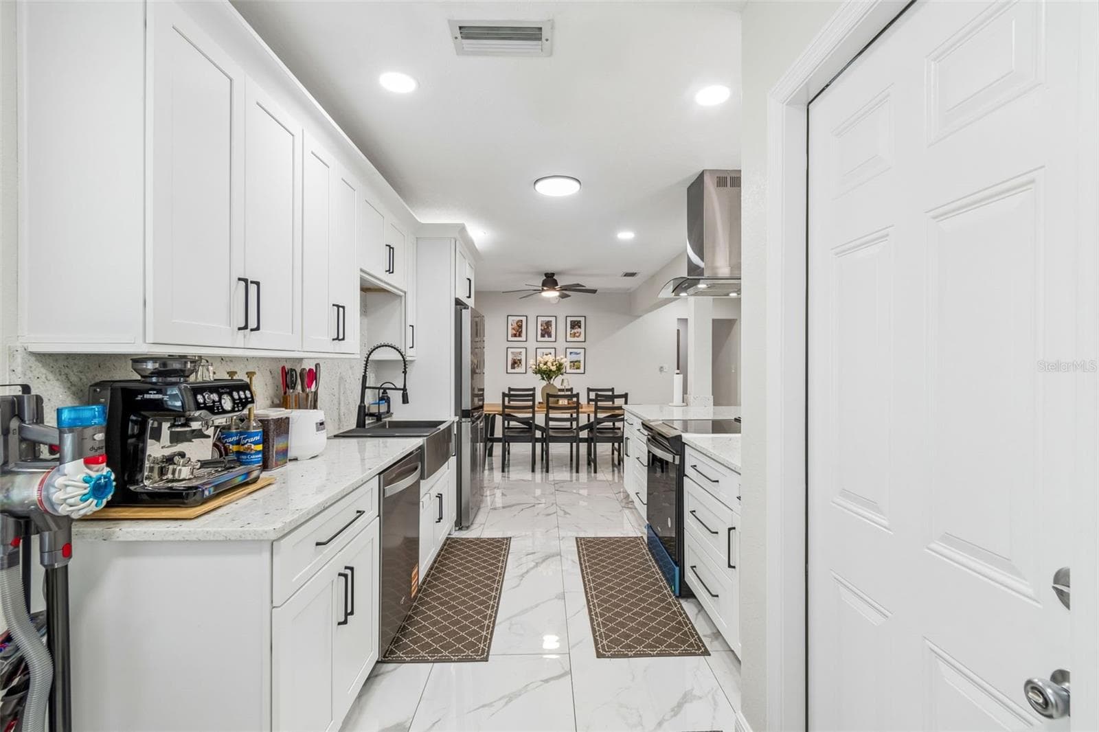 Single Family Residence at 1618 BARRY RD, CLEARWATER, photo 12 of 55