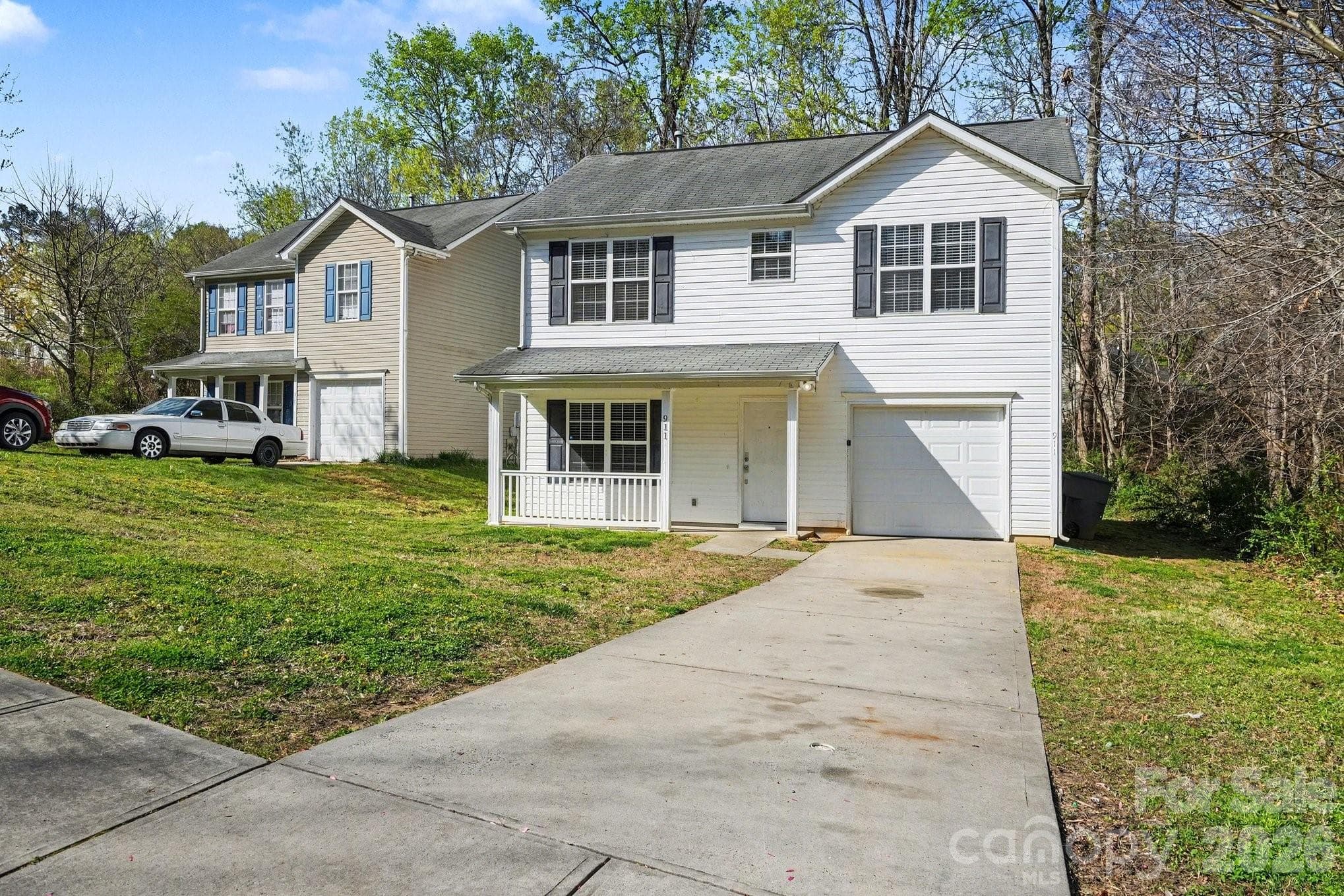 Single Family Residence at 911 Valley Ridge Road, Charlotte, photo 2 of 24
