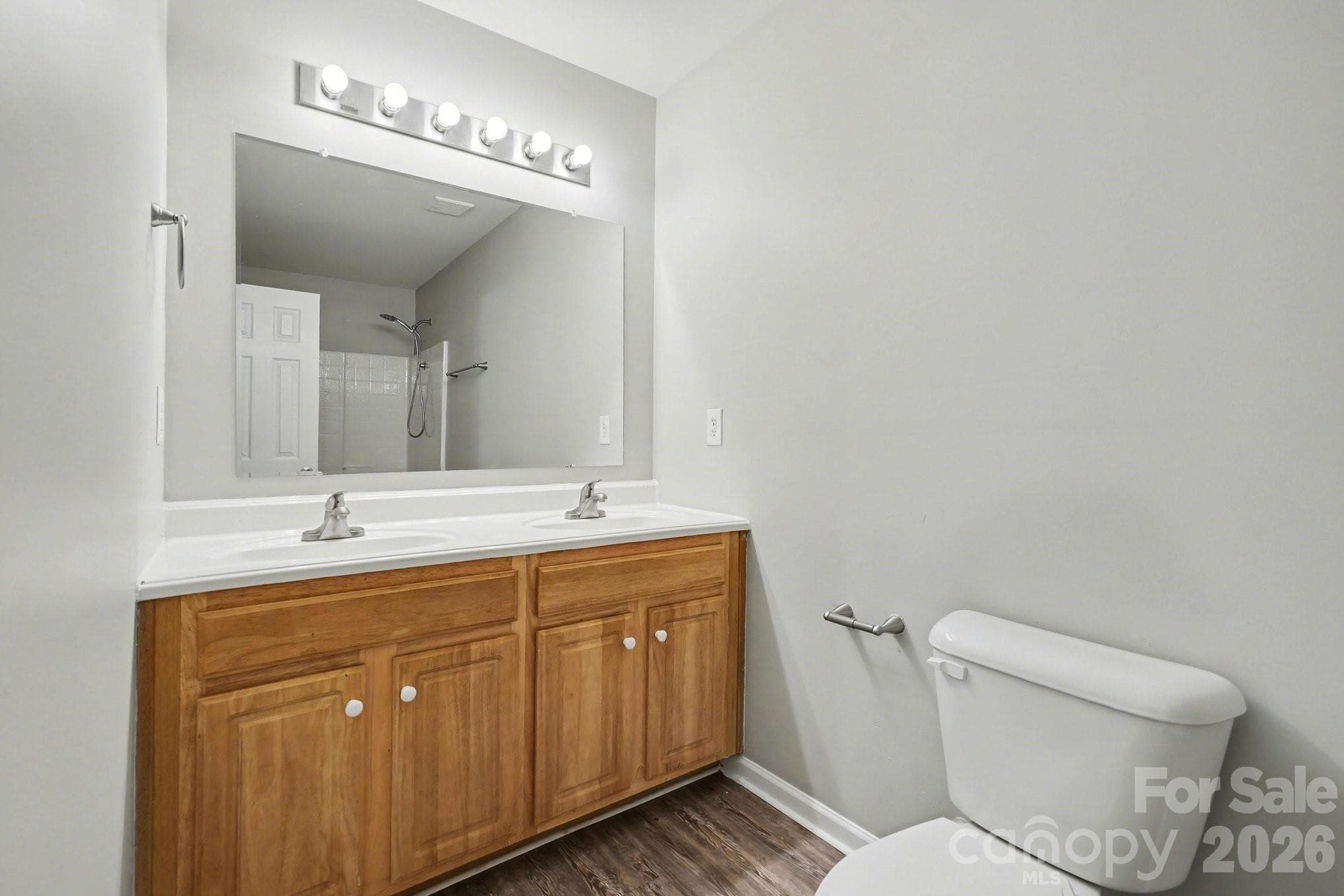 Single Family Residence at 911 Valley Ridge Road, Charlotte, photo 15 of 24