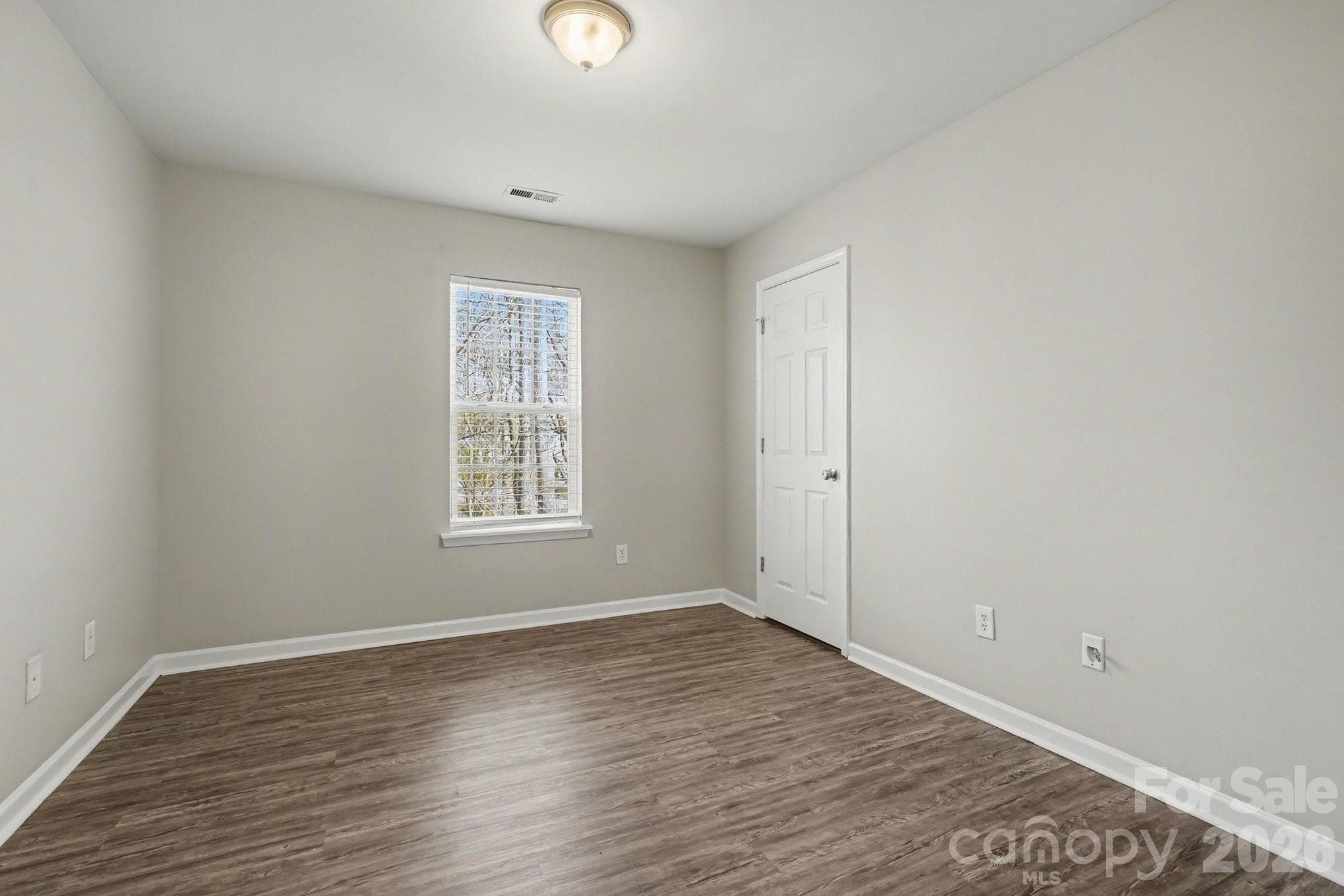 Single Family Residence at 911 Valley Ridge Road, Charlotte, photo 19 of 24