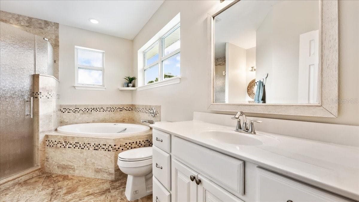 Single Family Residence at 4 SLOOP DR, COCOA BEACH, photo 23 of 27