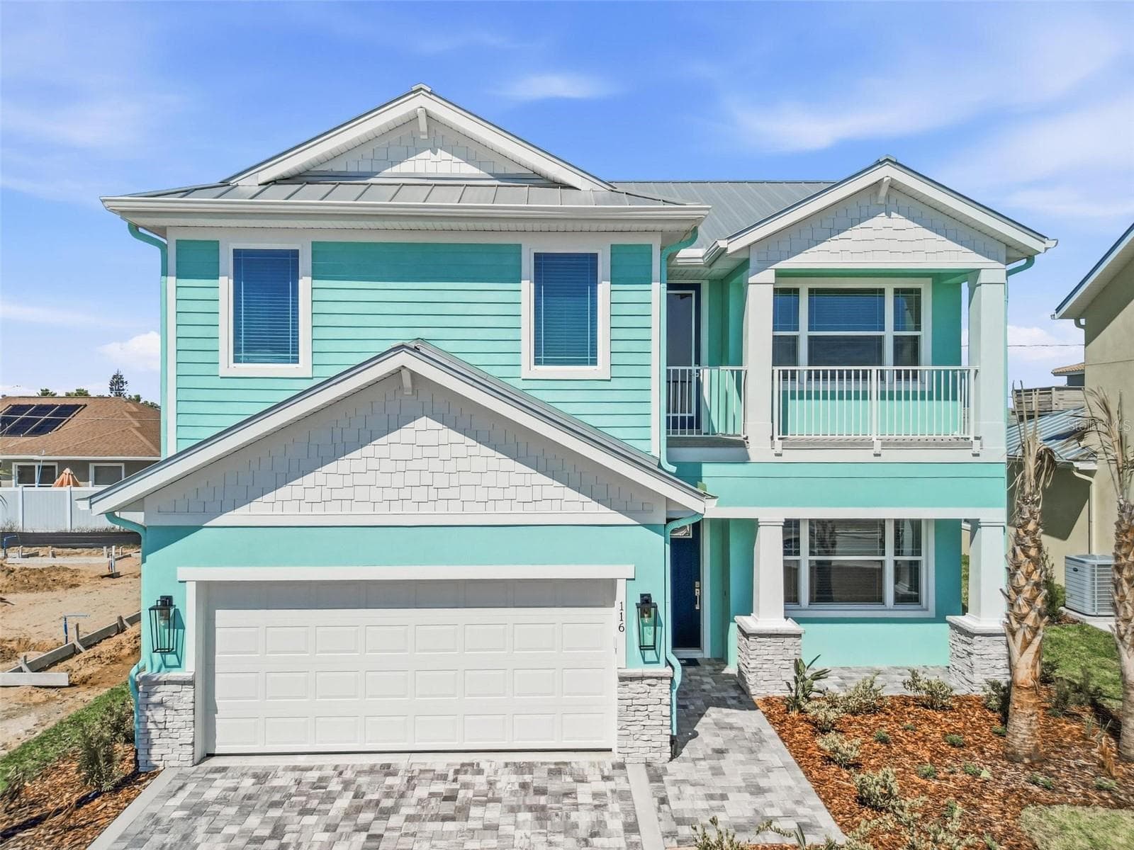 116 BEACHVIEW DR