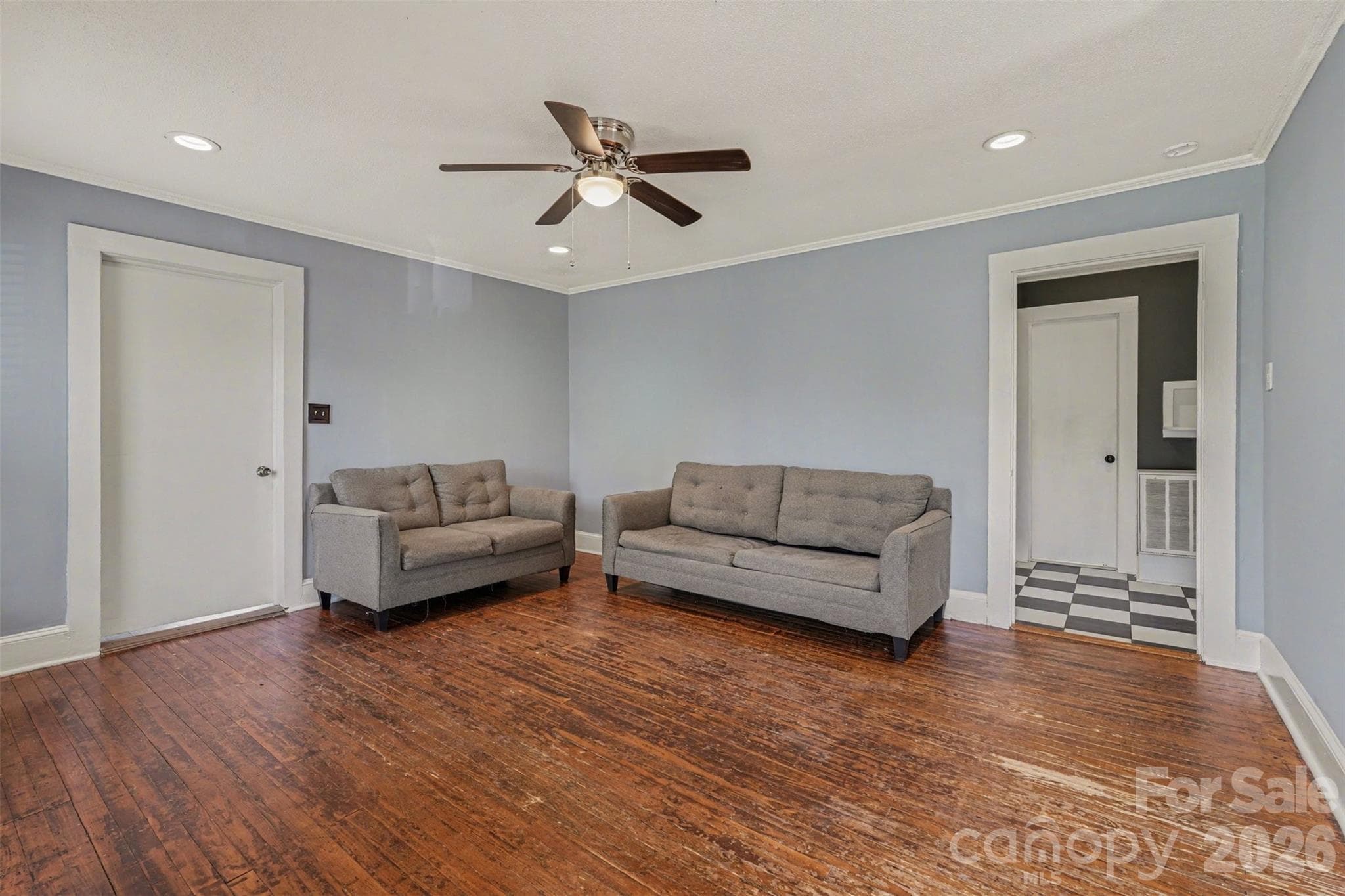Single Family Residence at 3885 Mt Hope Church Road, Salisbury, photo 4 of 23