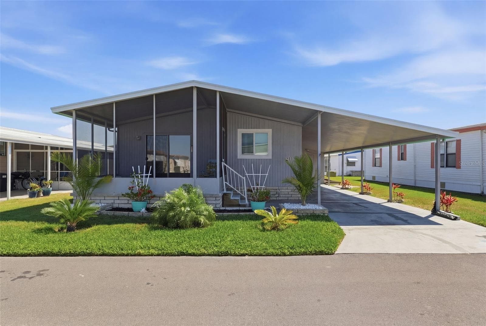 2116 KONA DR