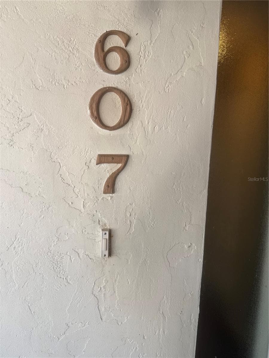 Condominium at 607 COUNTRY LN NE #607, WINTER HAVEN, photo 2 of 23