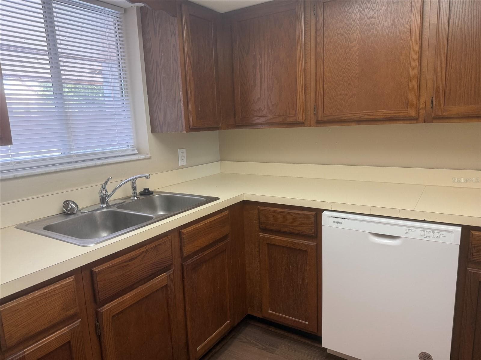 Condominium at 607 COUNTRY LN NE #607, WINTER HAVEN, photo 6 of 23
