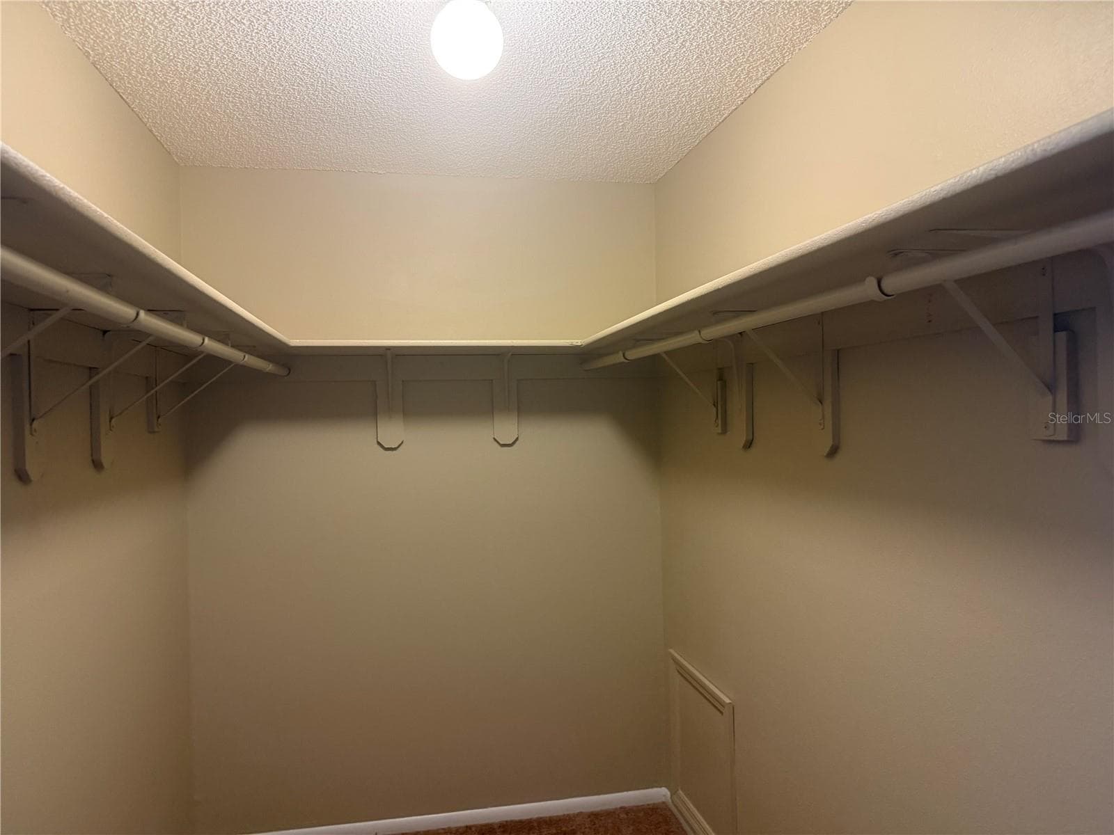 Condominium at 607 COUNTRY LN NE #607, WINTER HAVEN, photo 12 of 23