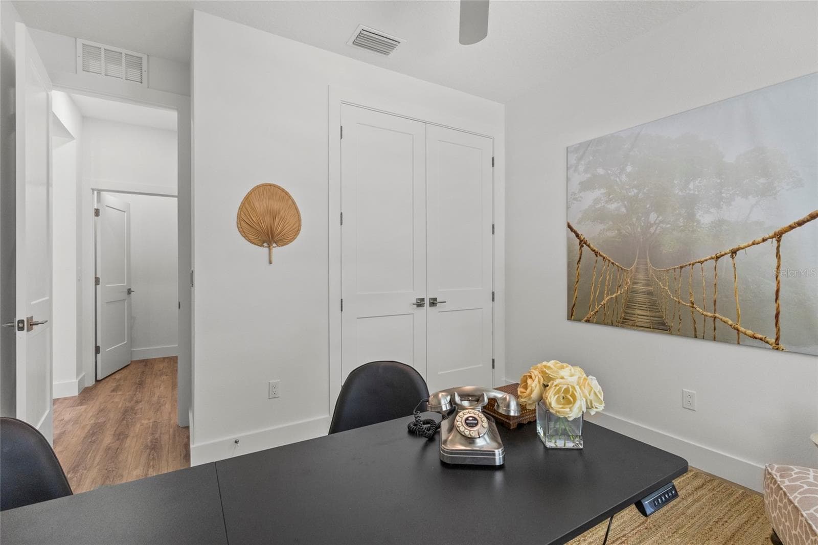2nd Bedroom /Large built-in Closet - 217 S SHADE AVE, SARASOTA