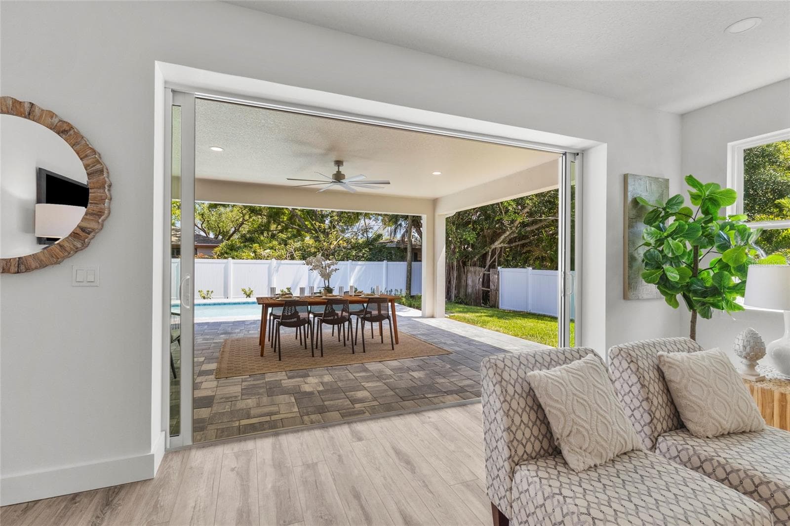 Let's go outside... - 217 S SHADE AVE, SARASOTA