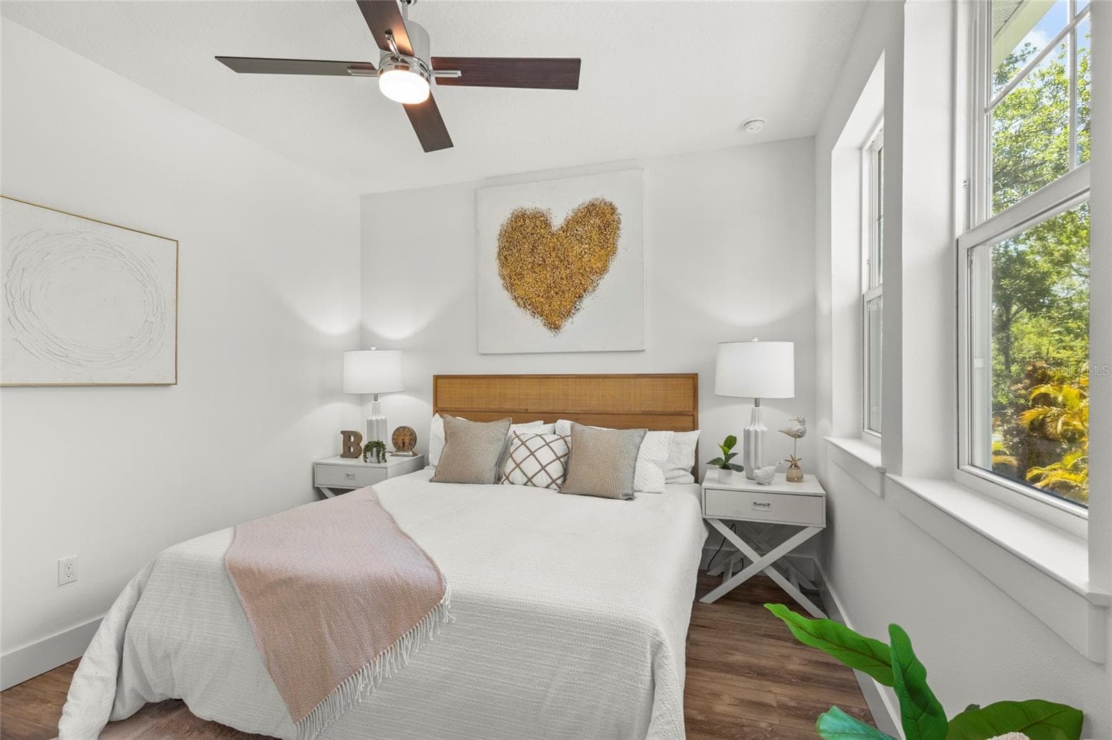 Perfect bedroom for the kids, guest bedroom or adult "kids" when they visit! - 217 S SHADE AVE, SARASOTA