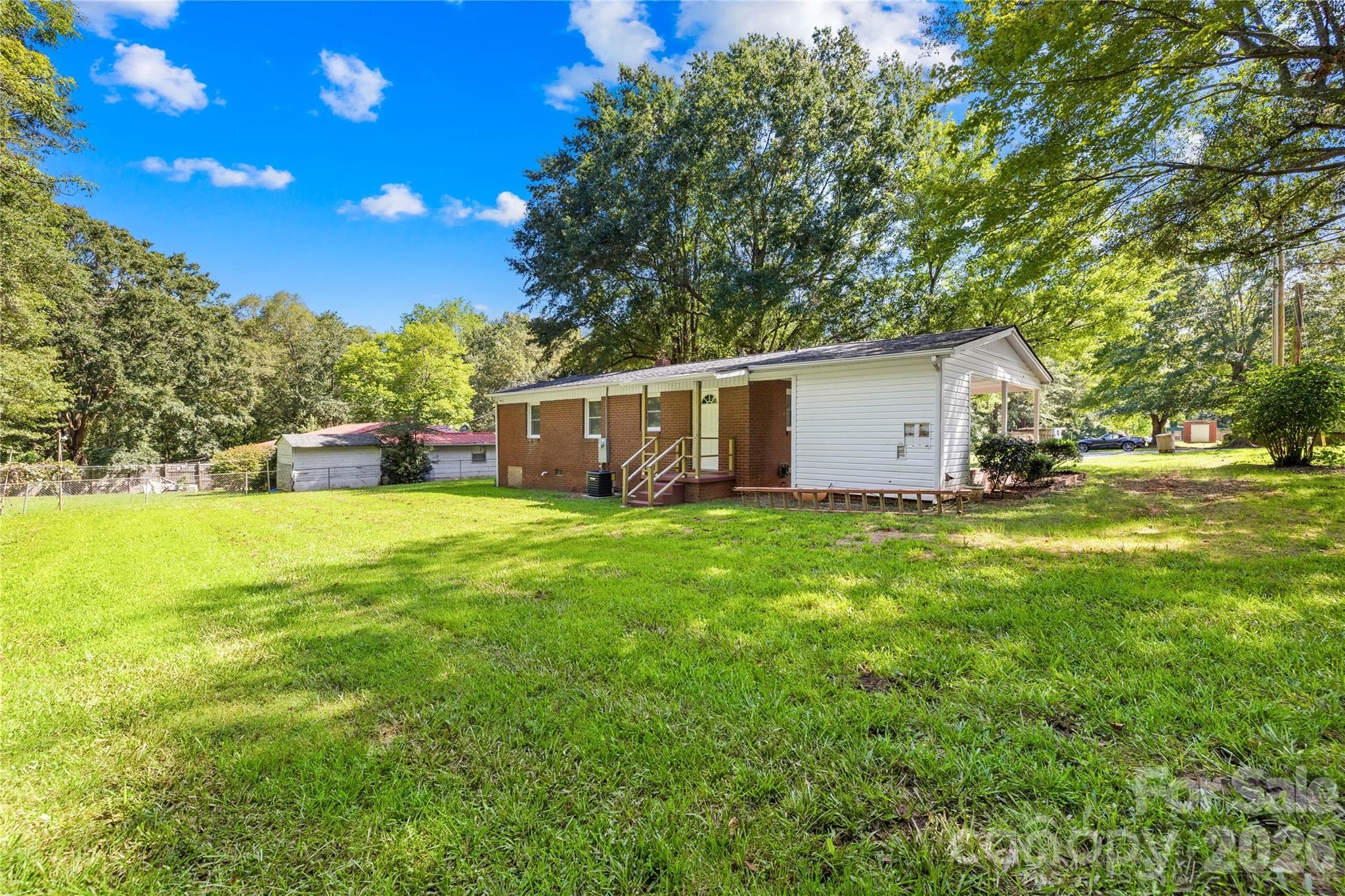 Single Family Residence at 505 Mauney Lane, Shelby, photo 4 of 14