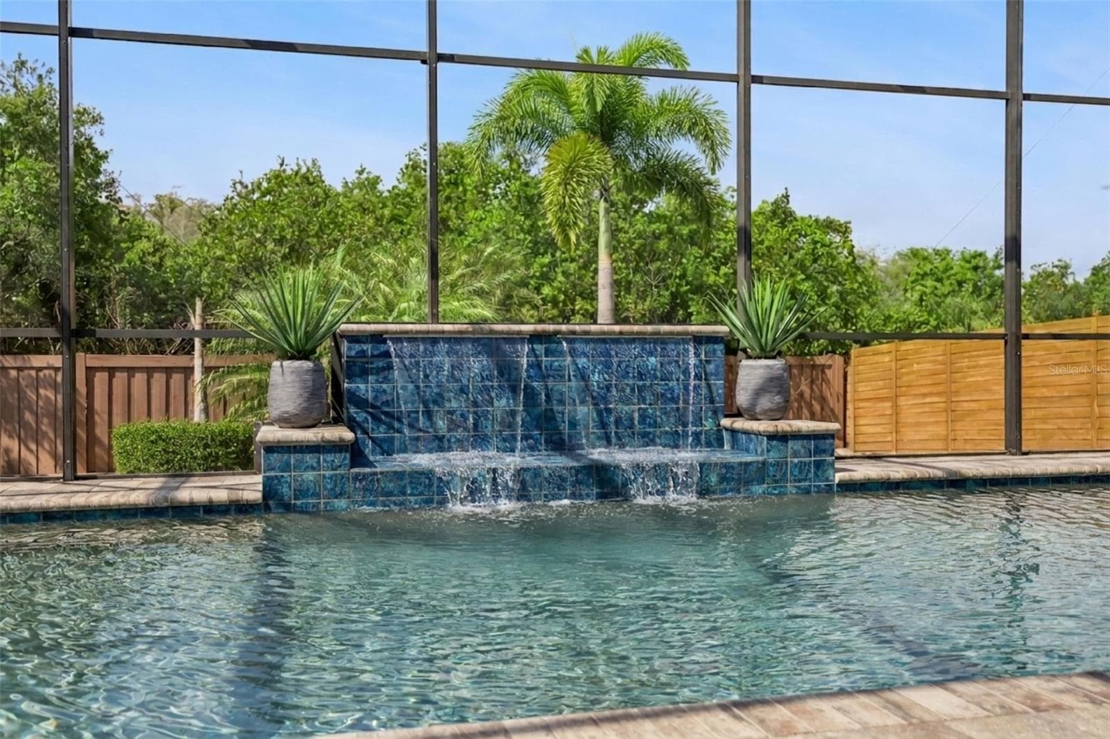 Pool with Spa and Water Features - 14160 ELIOT AVE, ORLANDO