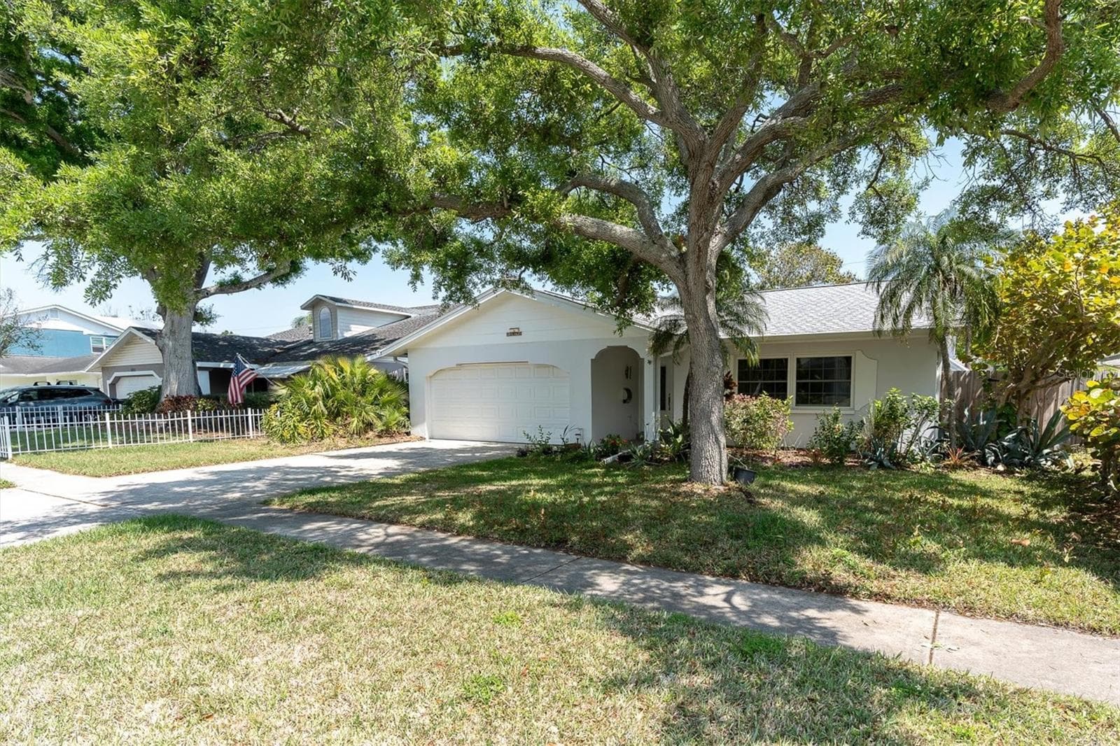 Front exterior - 5619 DENVER ST NE, ST PETERSBURG