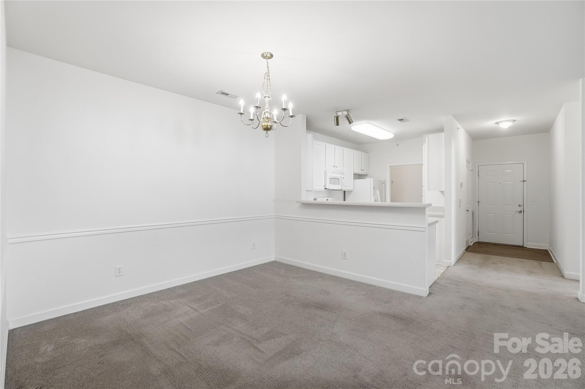 Condominium at 16742 Amberside Road E, Cornelius, photo 10 of 23