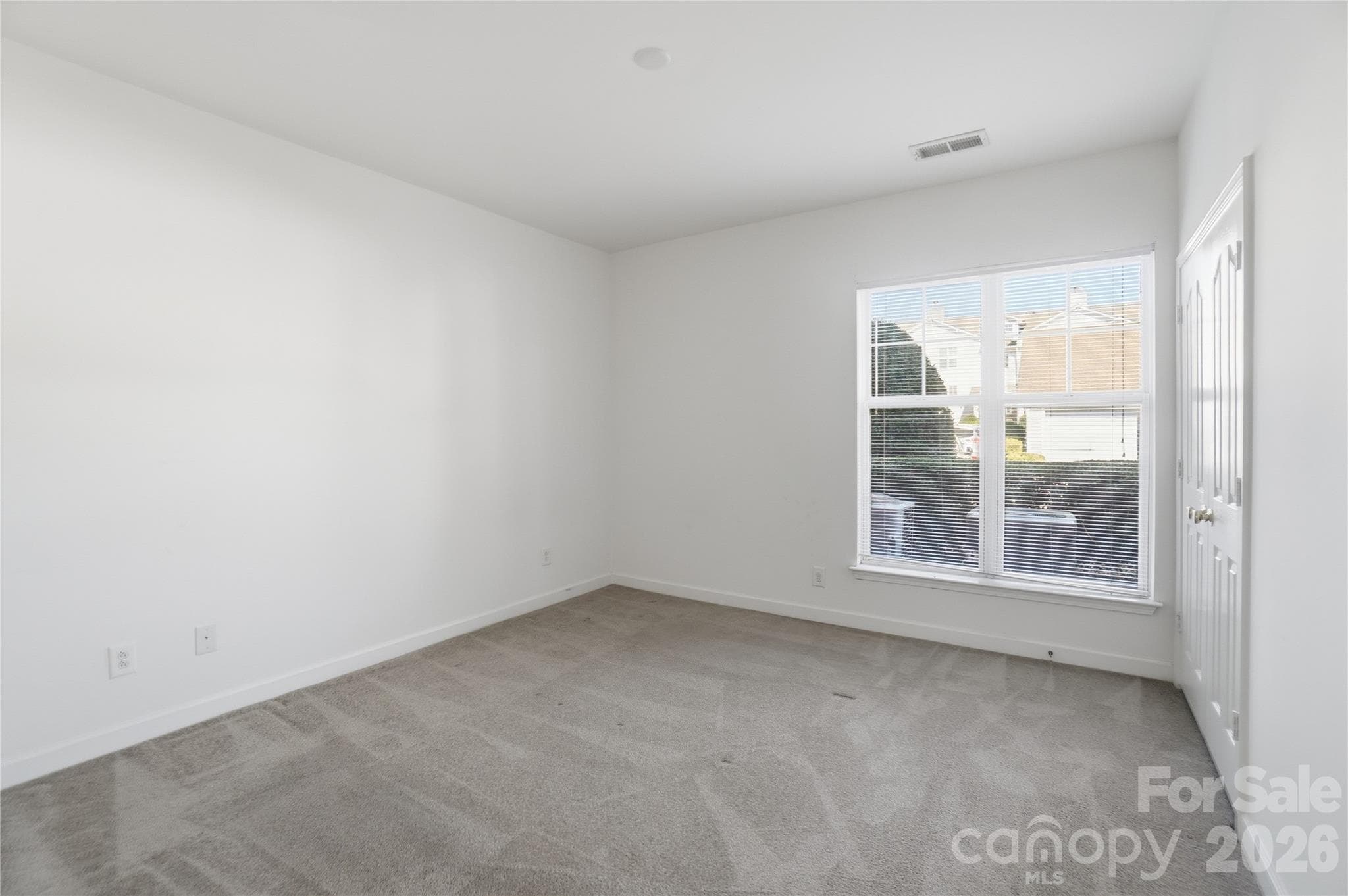 Condominium at 16742 Amberside Road E, Cornelius, photo 21 of 23