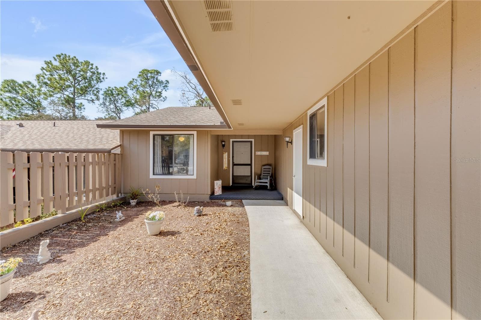 Single Family Residence at 47 CROOKED PINE RD, PORT ORANGE, photo 7 of 40