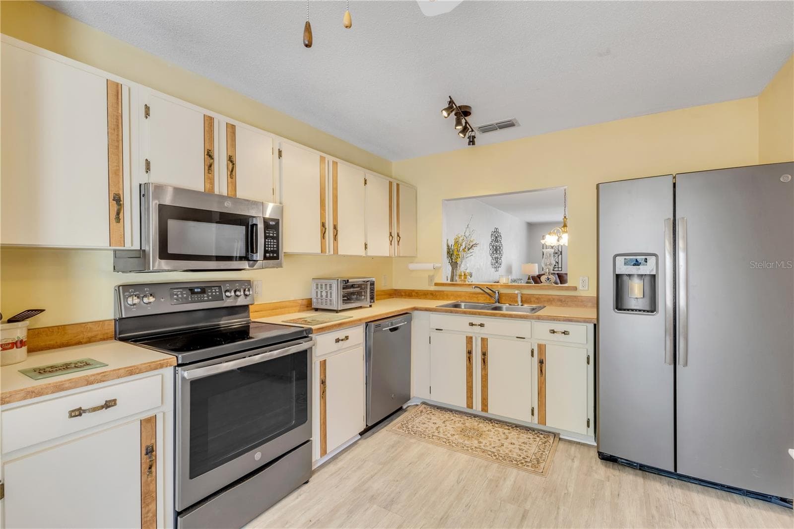 Single Family Residence at 47 CROOKED PINE RD, PORT ORANGE, photo 21 of 40