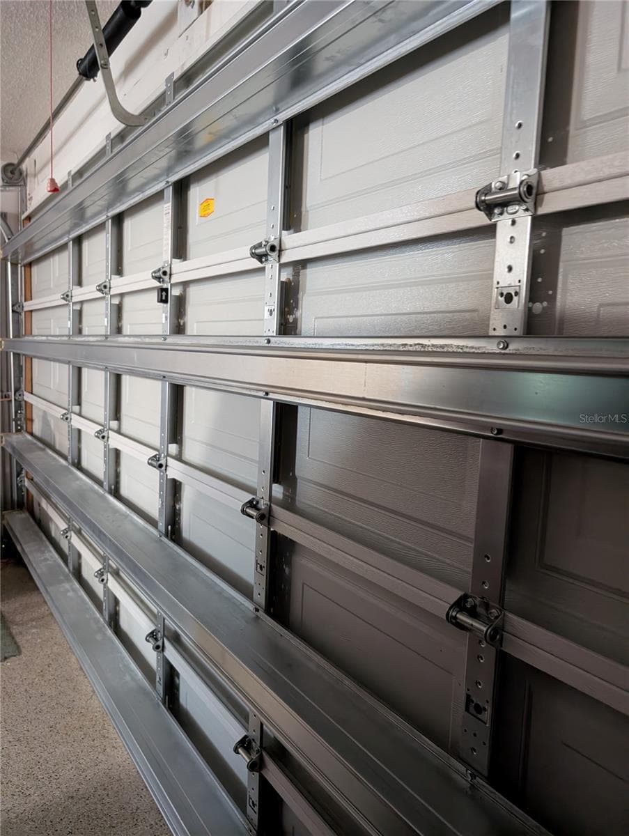 Reinforced garage door. - 9204 36TH WAY N #6, PINELLAS PARK