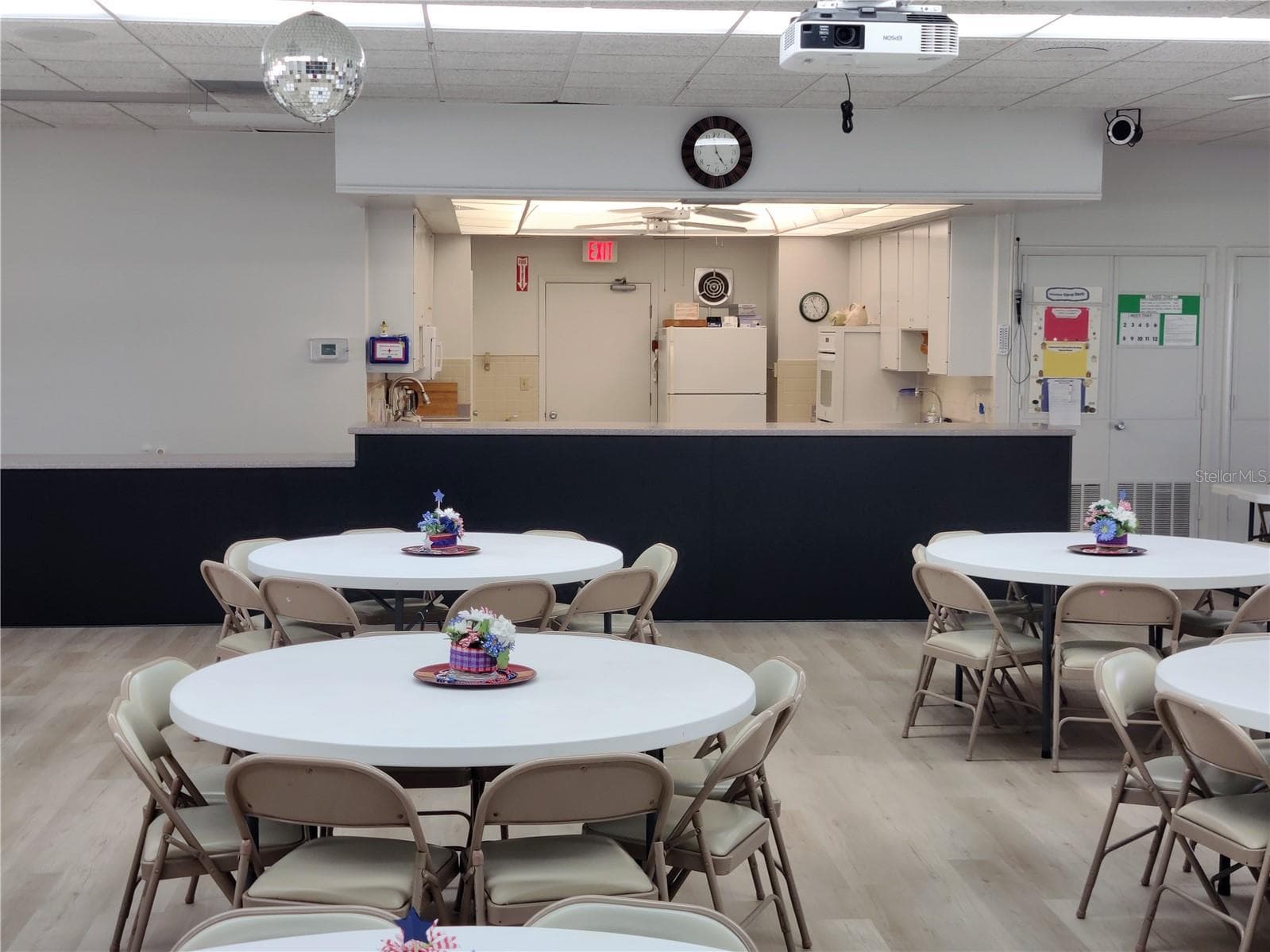 A full kitchen for great meal functions...dinners, ice cream socials, breakfast, pizza party, soup & salad..."offer FOOD and they will come!" - 9204 36TH WAY N #6, PINELLAS PARK