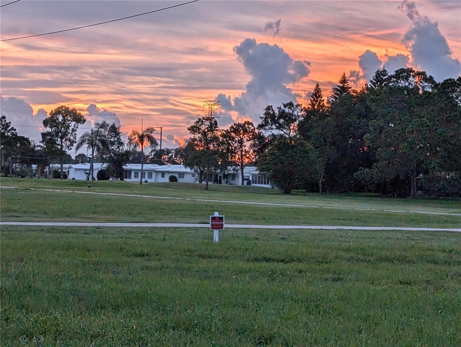 At the end of the day...stop and enjoy what nature has to offer for free.  Beauty manifests in many ways on Tampa Bay's west coast.  Mainlanders are just fortunate to be located right in the Heart of it all. - 9204 36TH WAY N #6, PINELLAS PARK