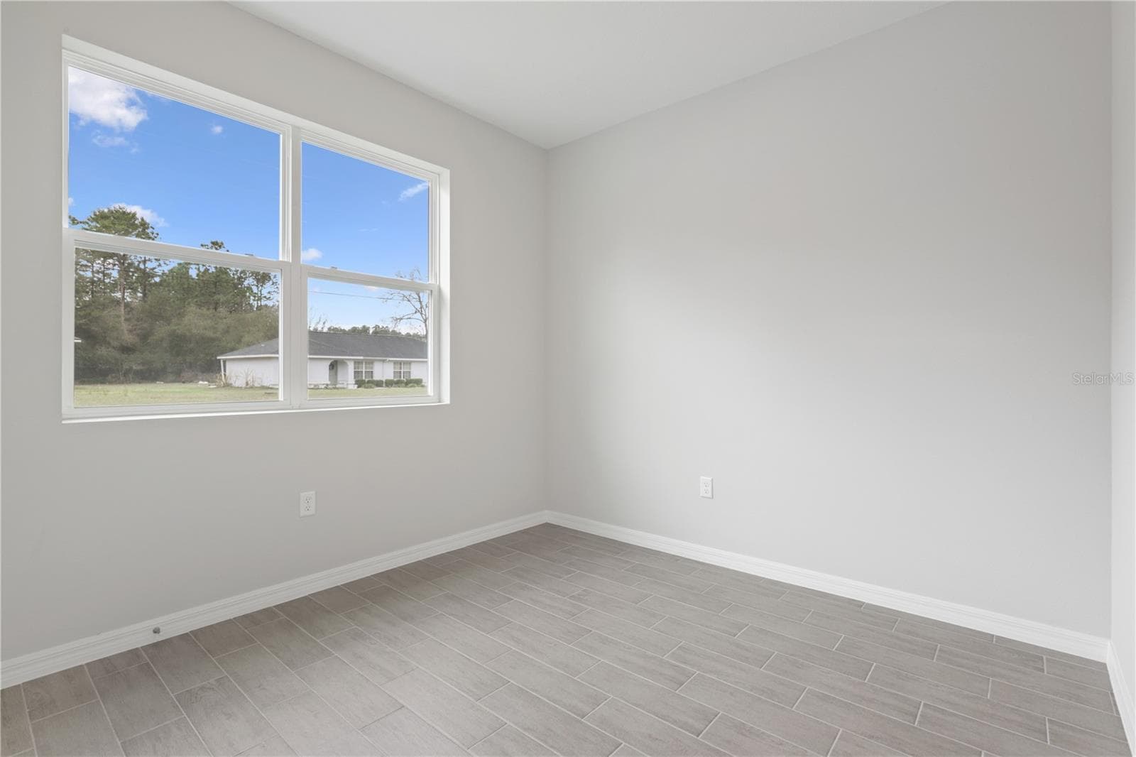 Single Family Residence at 17094 SW 20TH CT RD, OCALA, photo 7 of 12