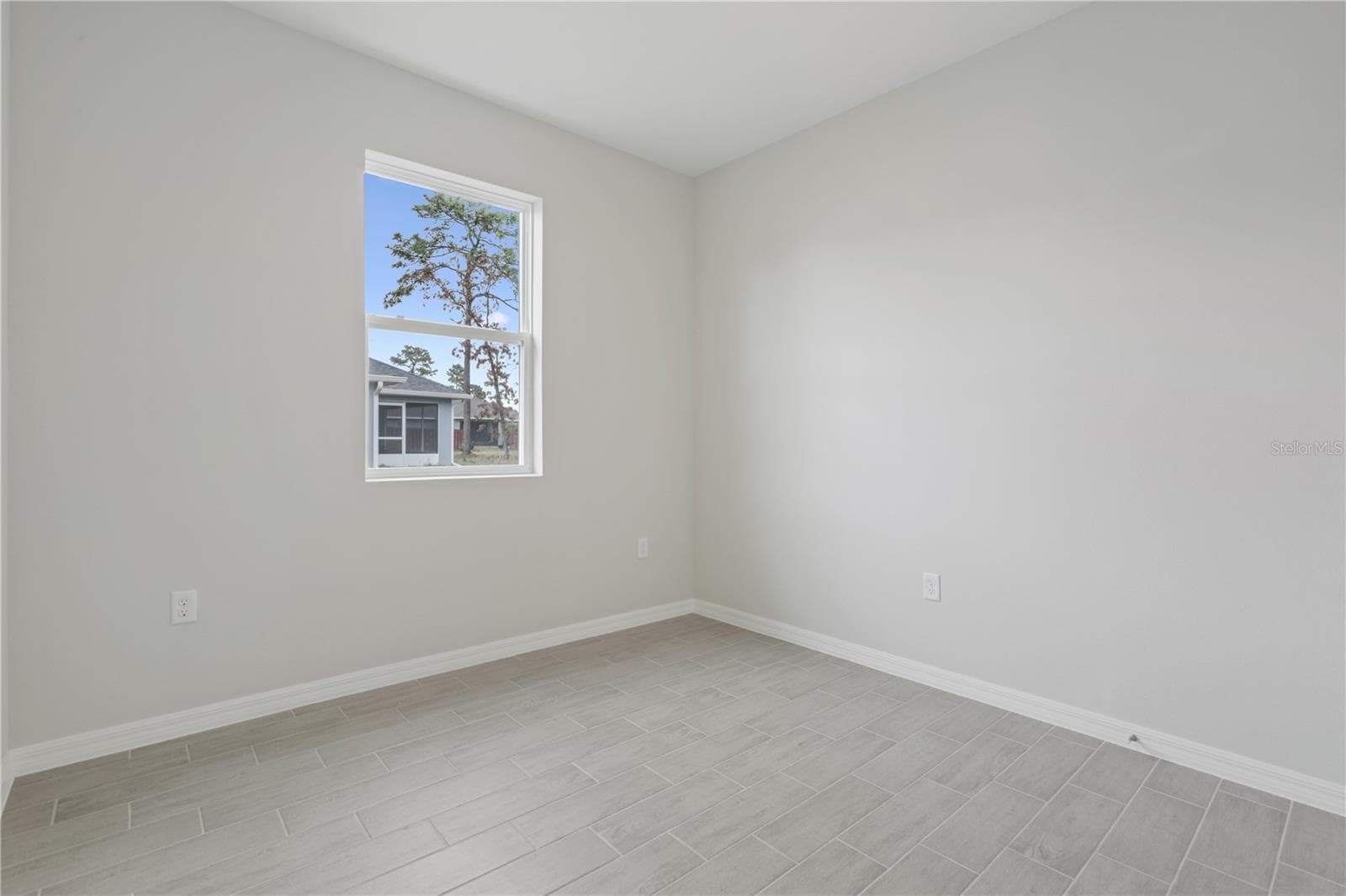 Single Family Residence at 17094 SW 20TH CT RD, OCALA, photo 8 of 12