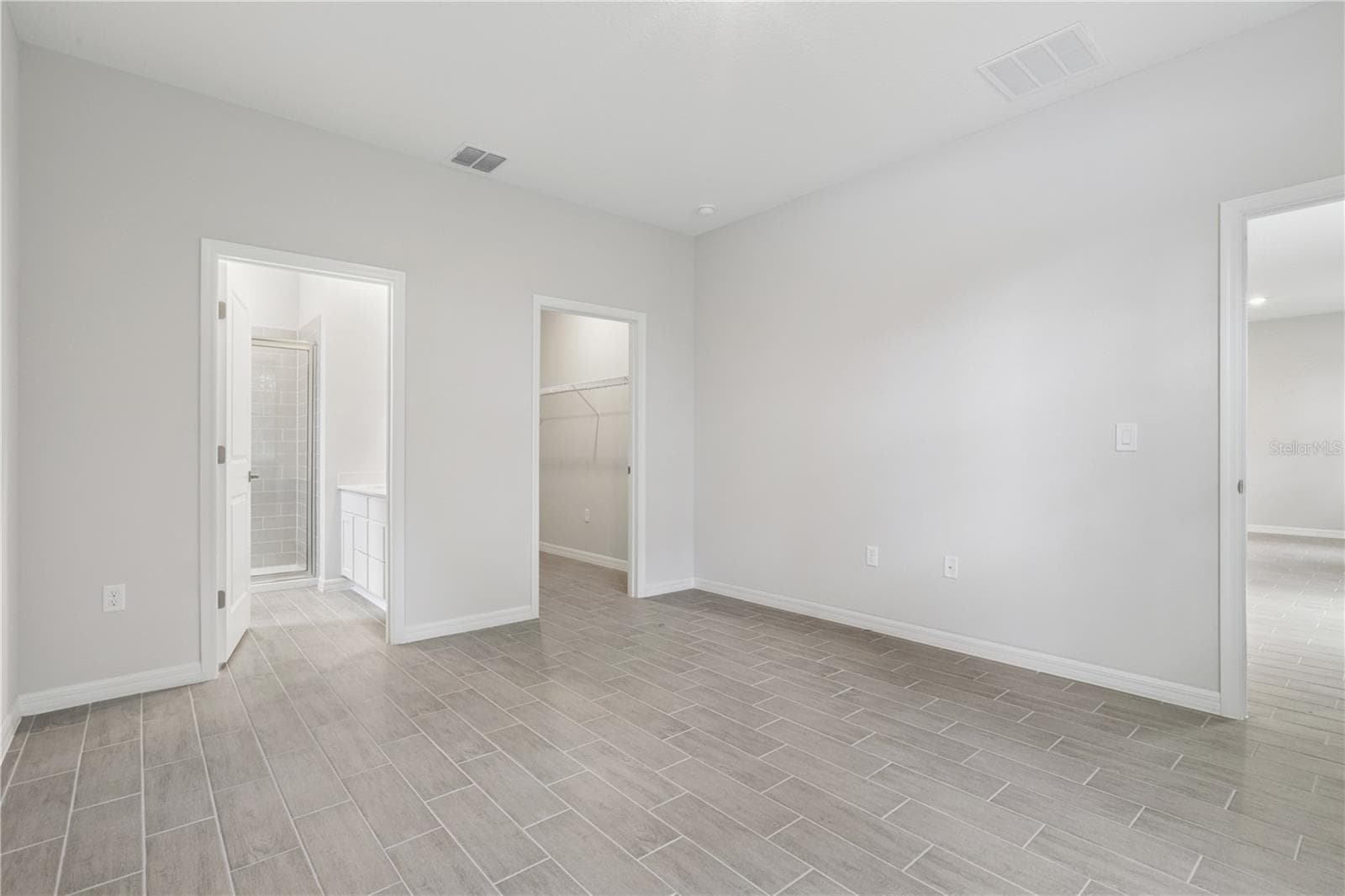 Single Family Residence at 17094 SW 20TH CT RD, OCALA, photo 10 of 12