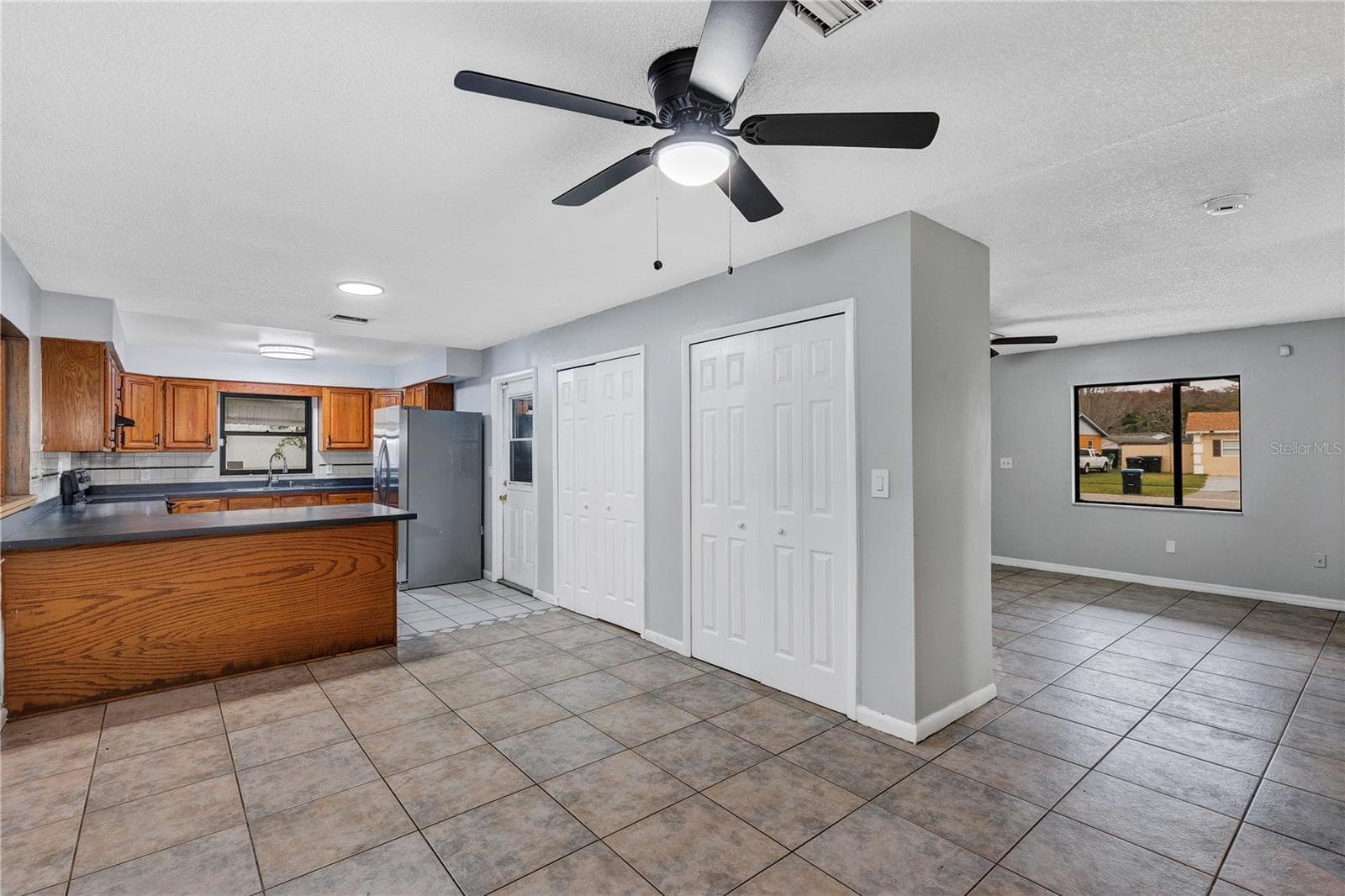 Single Family Residence at 7900 TOLEDO ST, ORLANDO, photo 9 of 32