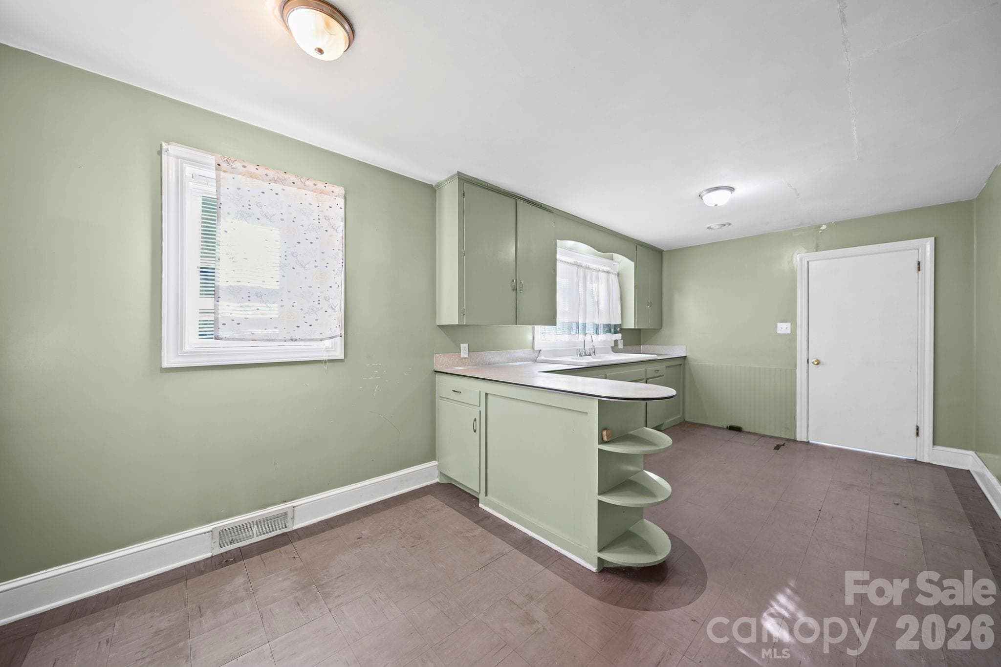 Single Family Residence at 953 Fairmont Avenue, Salisbury, photo 10 of 26