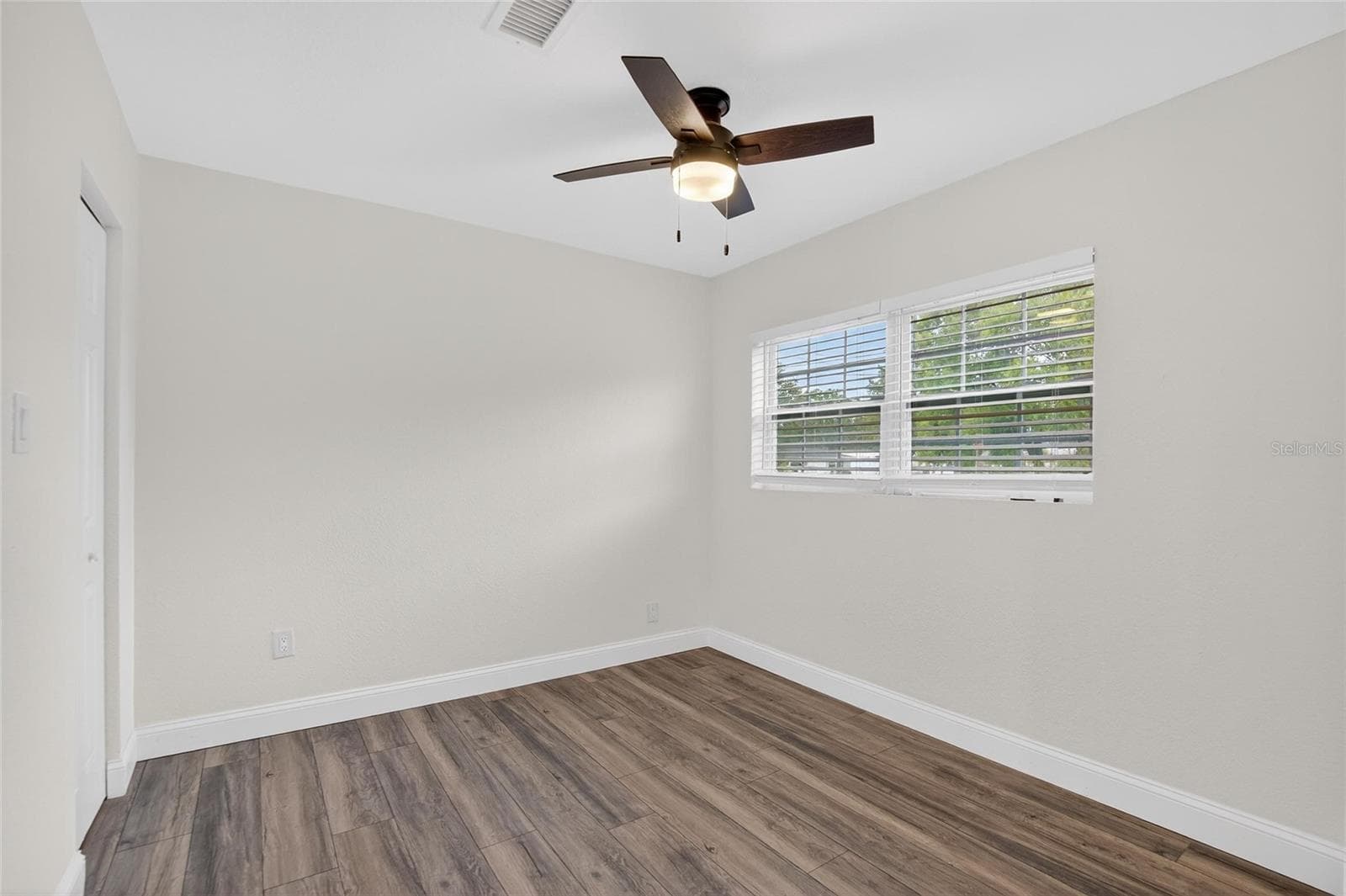 Single Family Residence at 723 W PINEDALE DR, PLANT CITY, photo 20 of 47