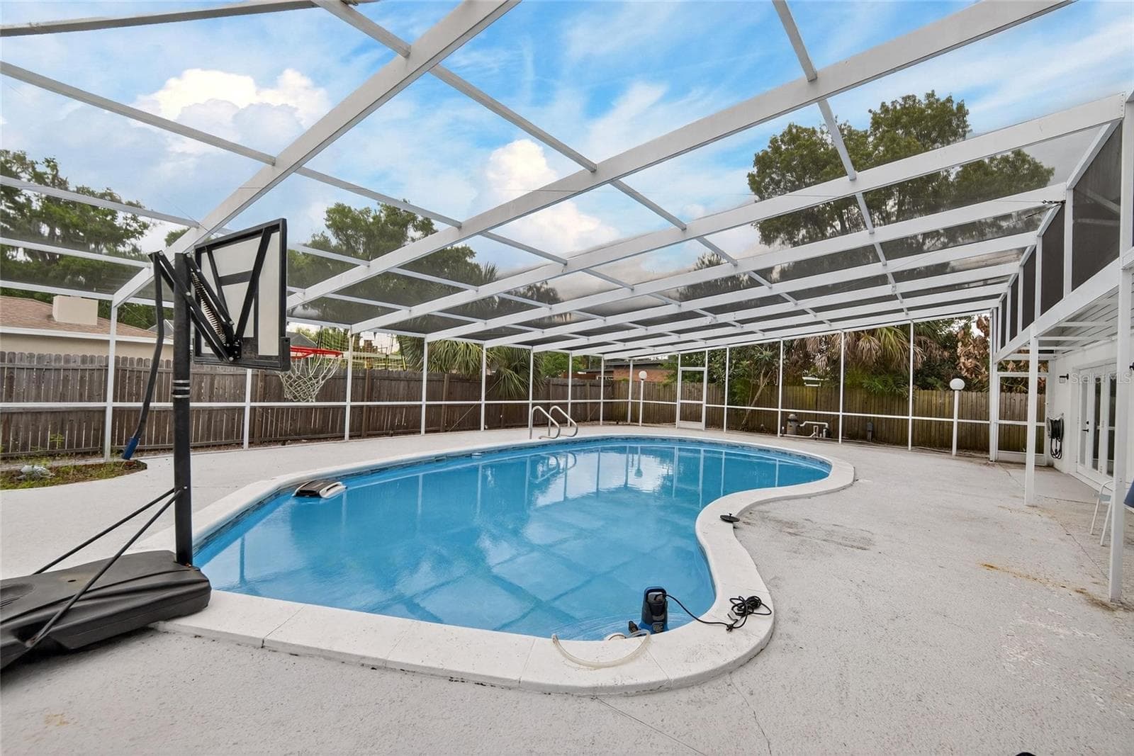 Single Family Residence at 723 W PINEDALE DR, PLANT CITY, photo 30 of 47