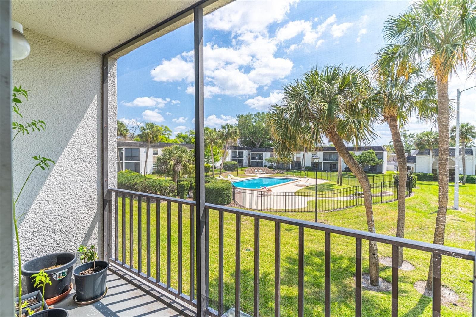 Condominium at 709 RUSSELL LN #222, BRANDON, photo 11 of 18