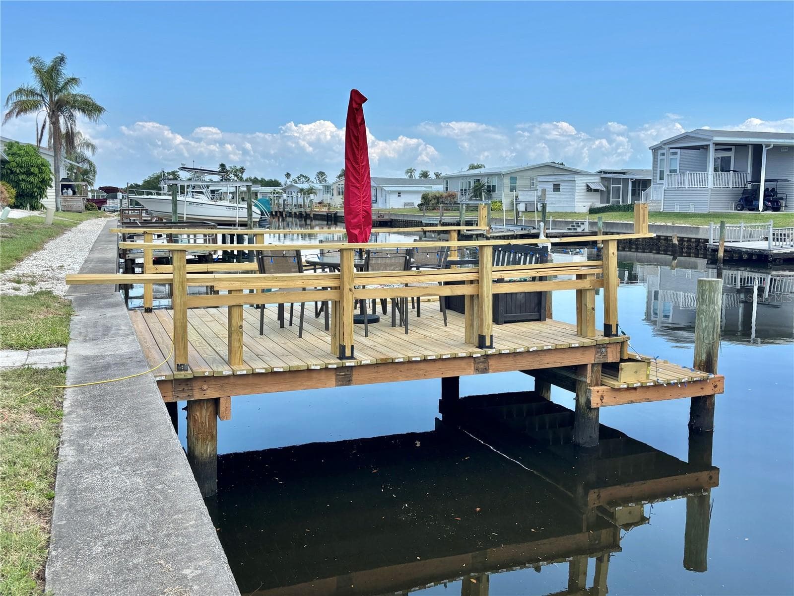 2026 Dock - 102 AMERICANA CT NE #206, ST PETERSBURG