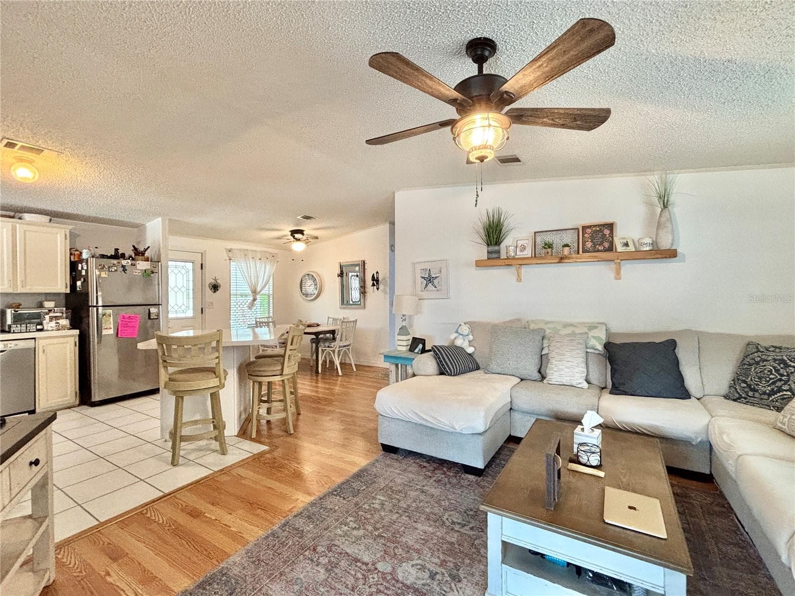 Open Layout - 102 AMERICANA CT NE #206, ST PETERSBURG
