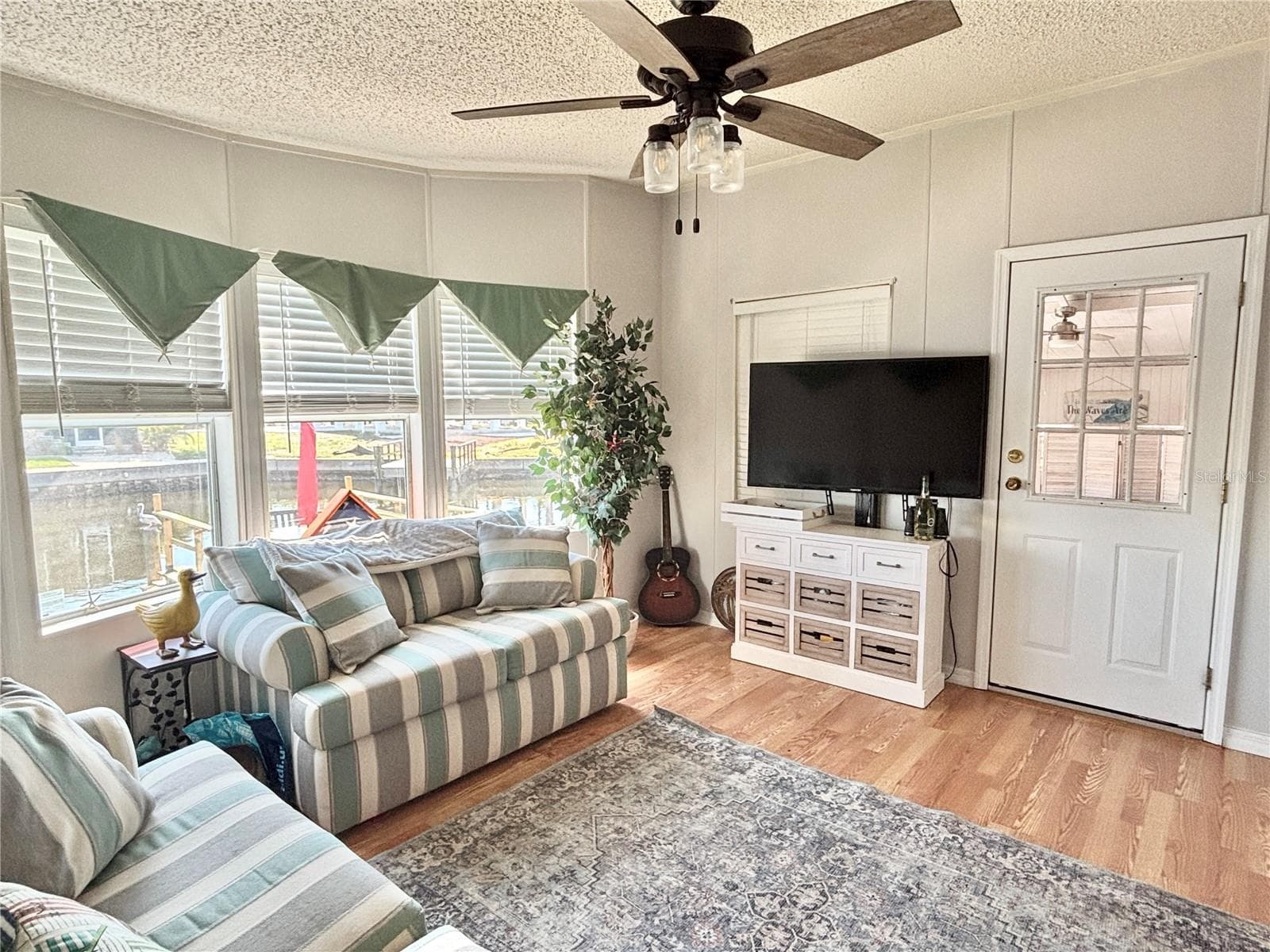 Bonus room/Den/Home office - 102 AMERICANA CT NE #206, ST PETERSBURG