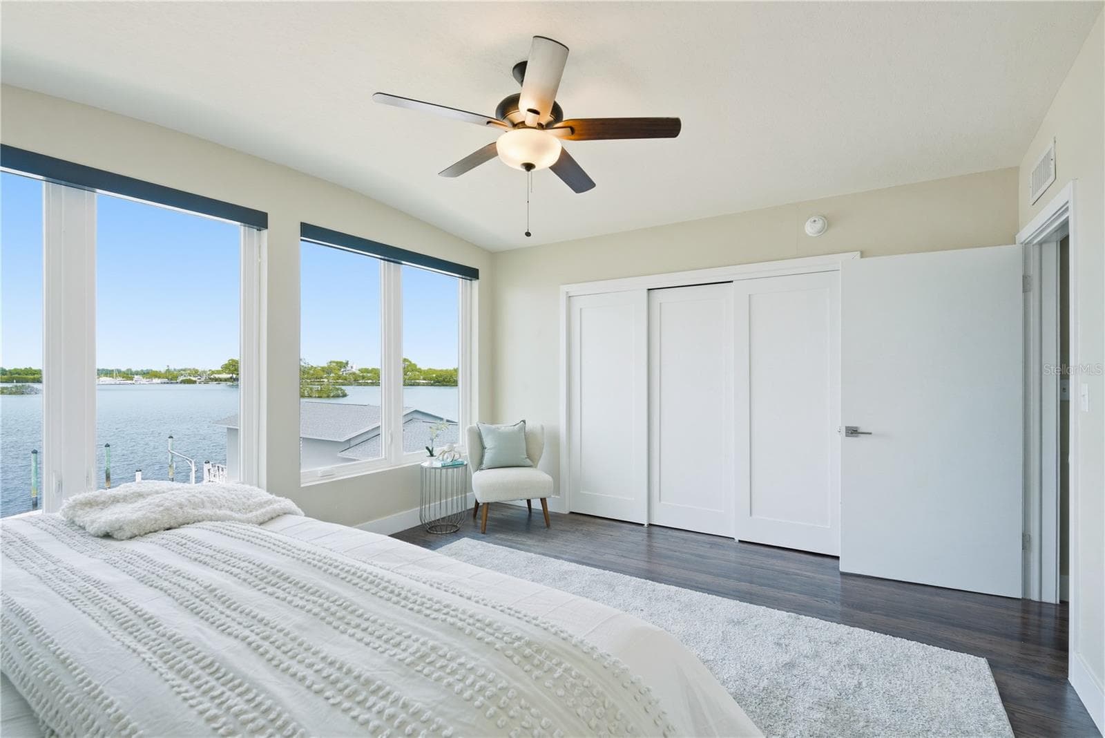 Guest Suite - 915 BAYSHORE DR, TARPON SPRINGS