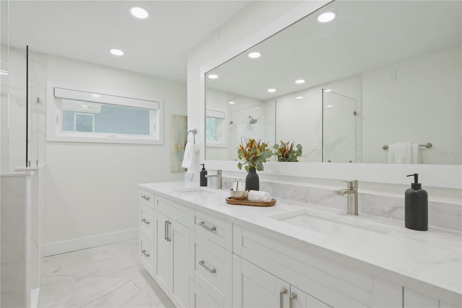 Bedroom 4 - 915 BAYSHORE DR, TARPON SPRINGS