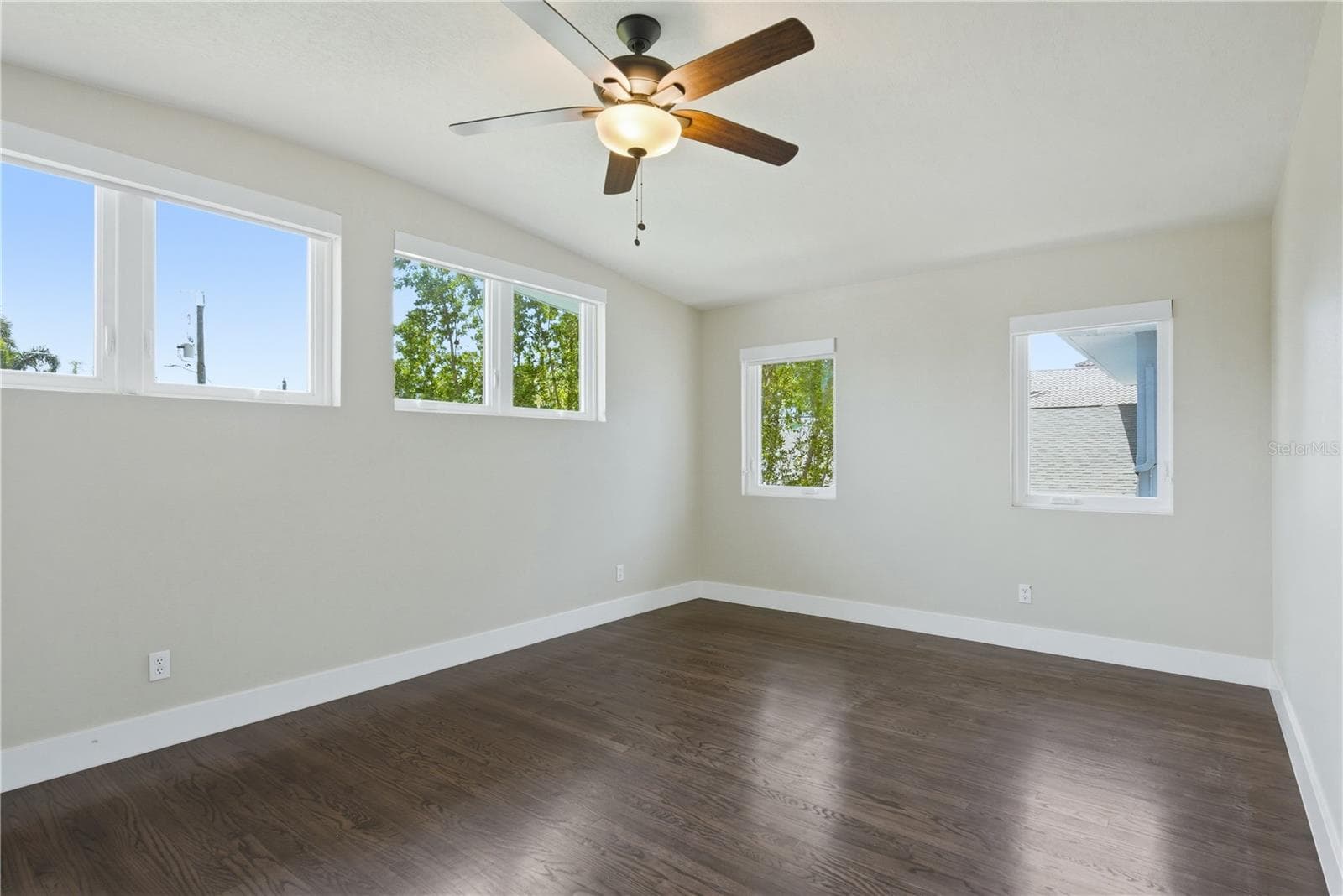 Bedroom 4 - 915 BAYSHORE DR, TARPON SPRINGS